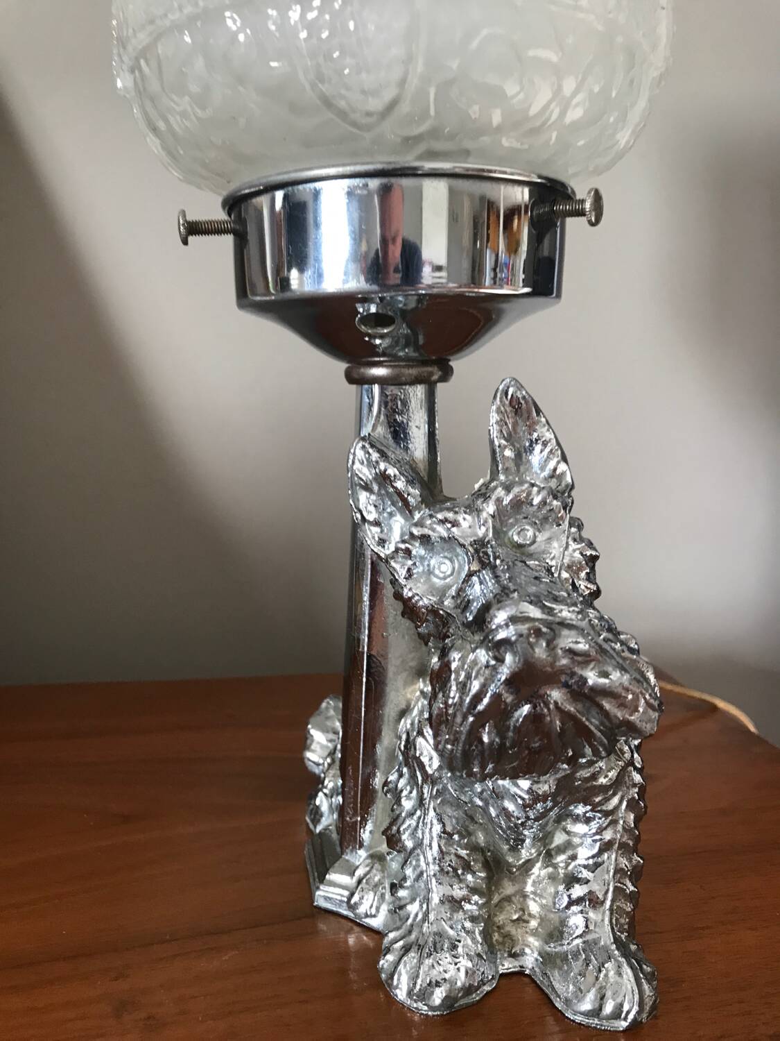 Very pretty art deco Scottish terrier lamp
