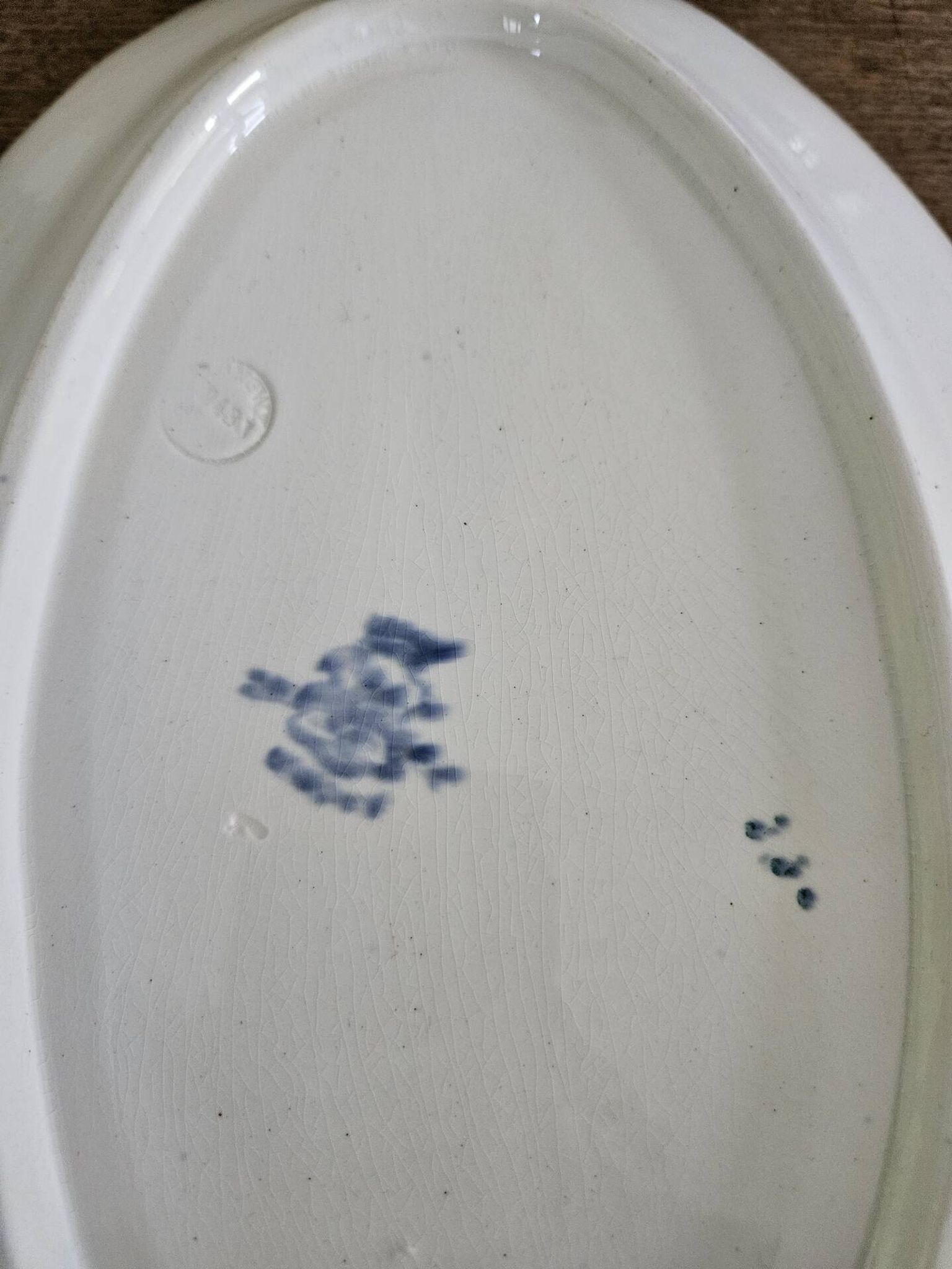 Plat ovale faience Longwy modèle Joinville n*243 bleu terre de fer