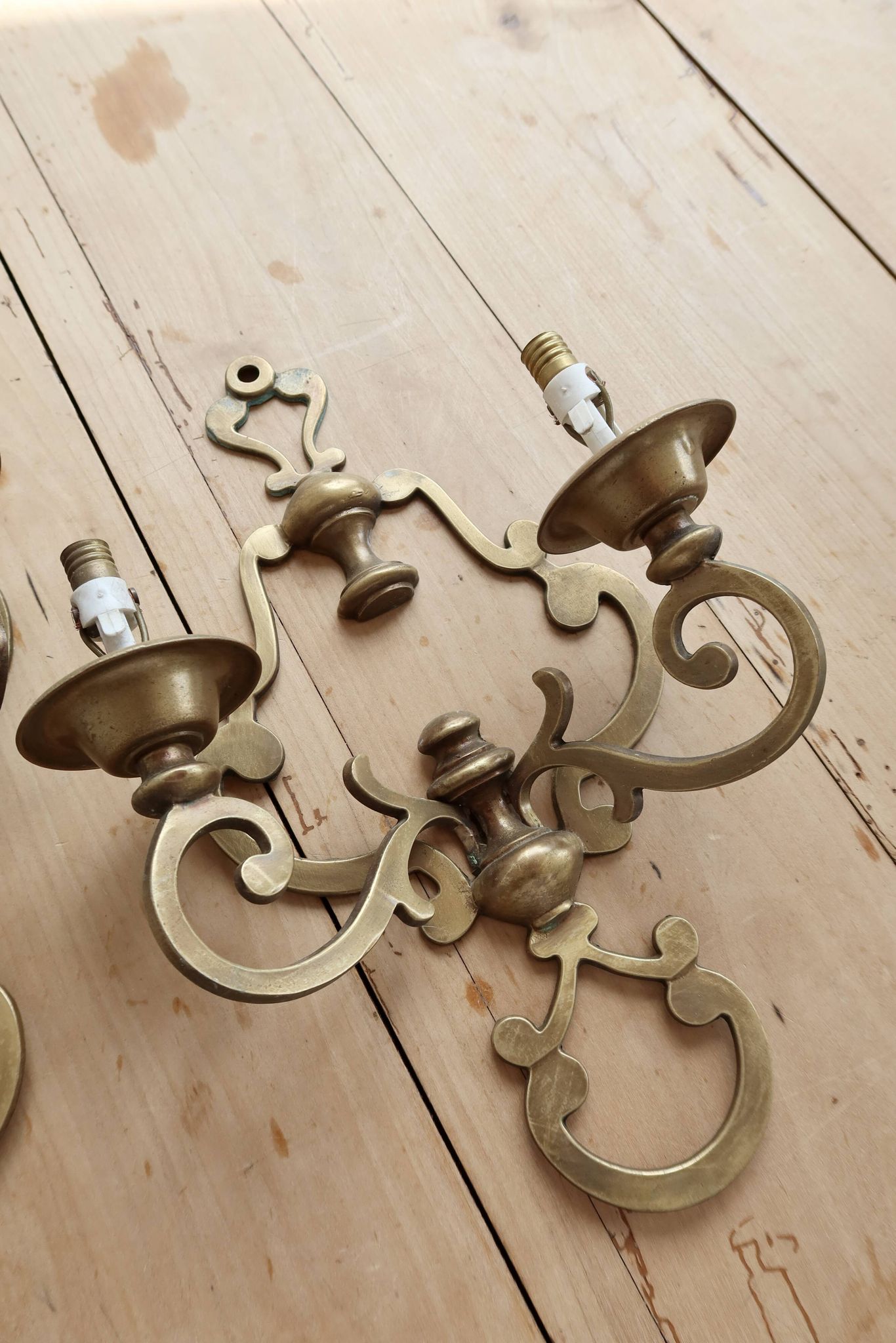 Paire d’appliques murales vintage laiton - 2 bras - Style classique