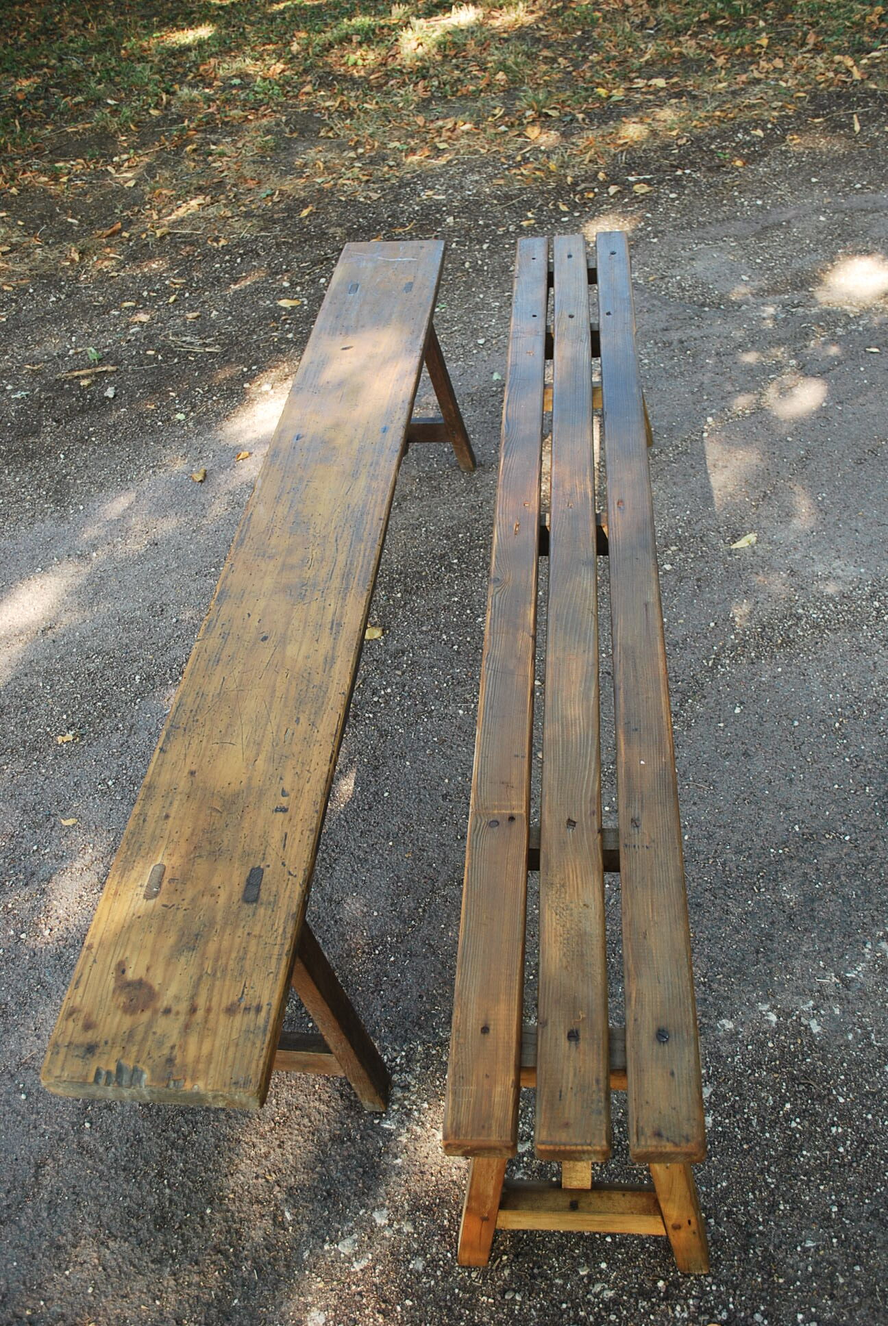 Set of 2 benches