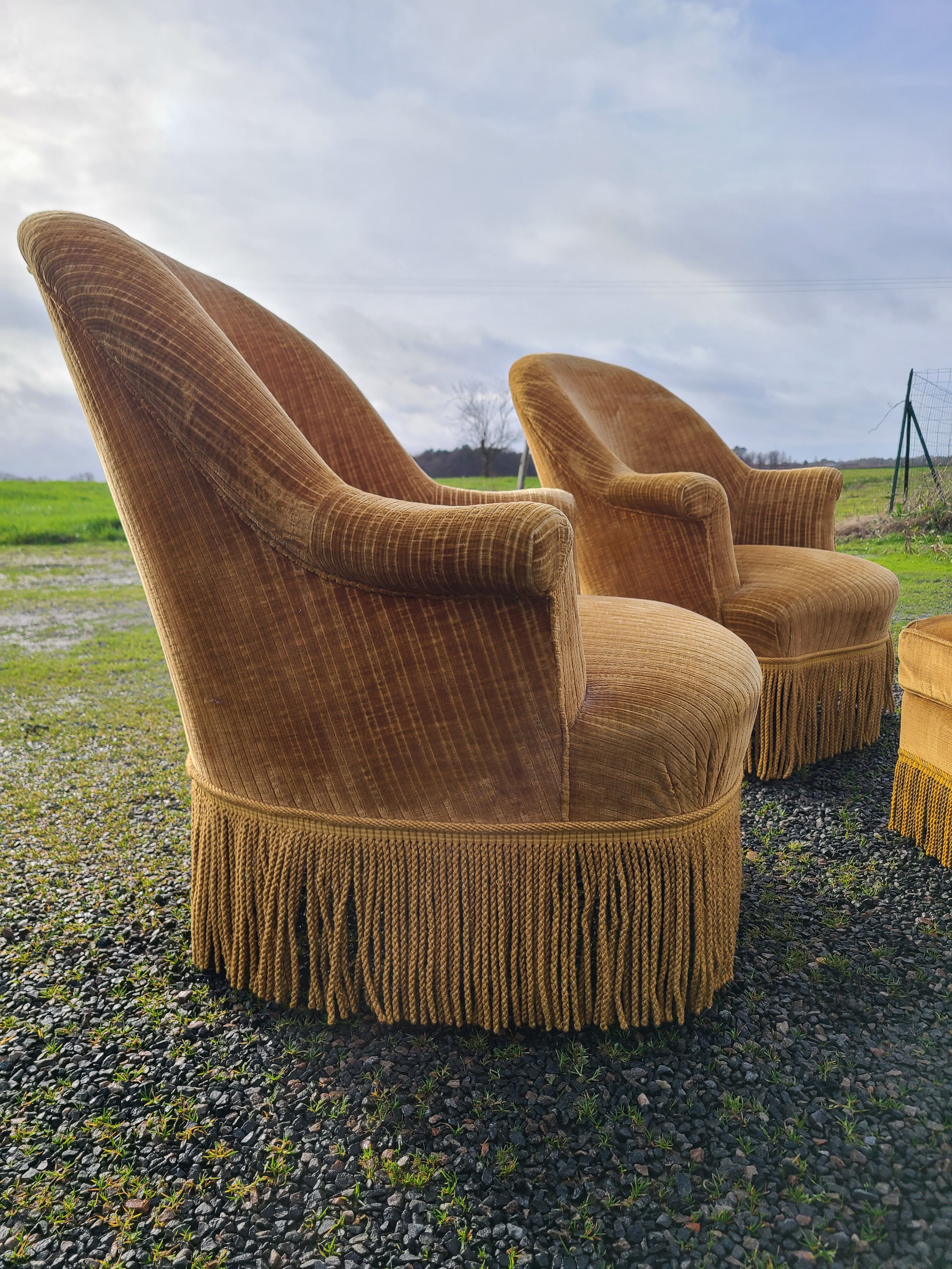 Set of toad armchairs and vintage yellow ottoman