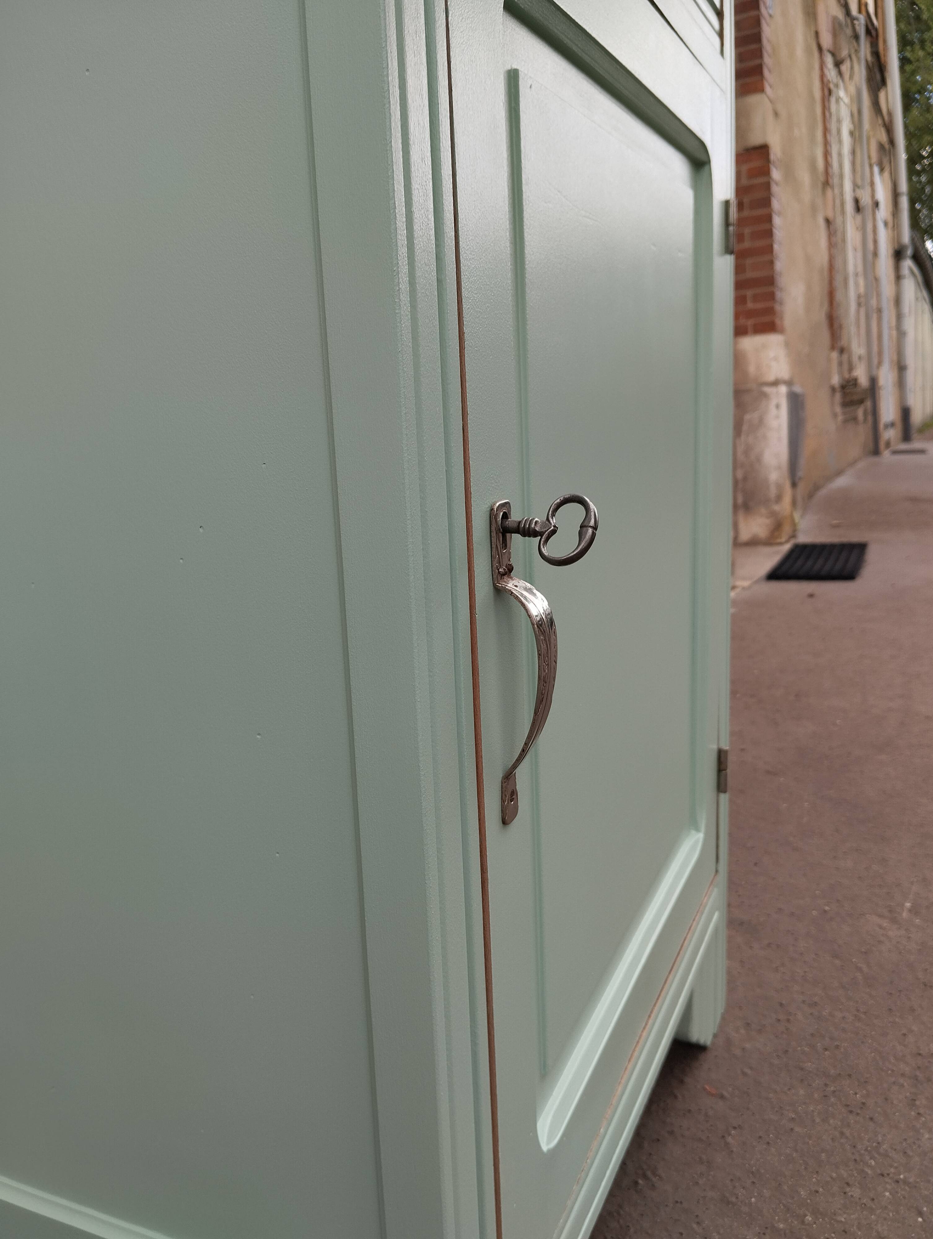 Buffet parisien vintage