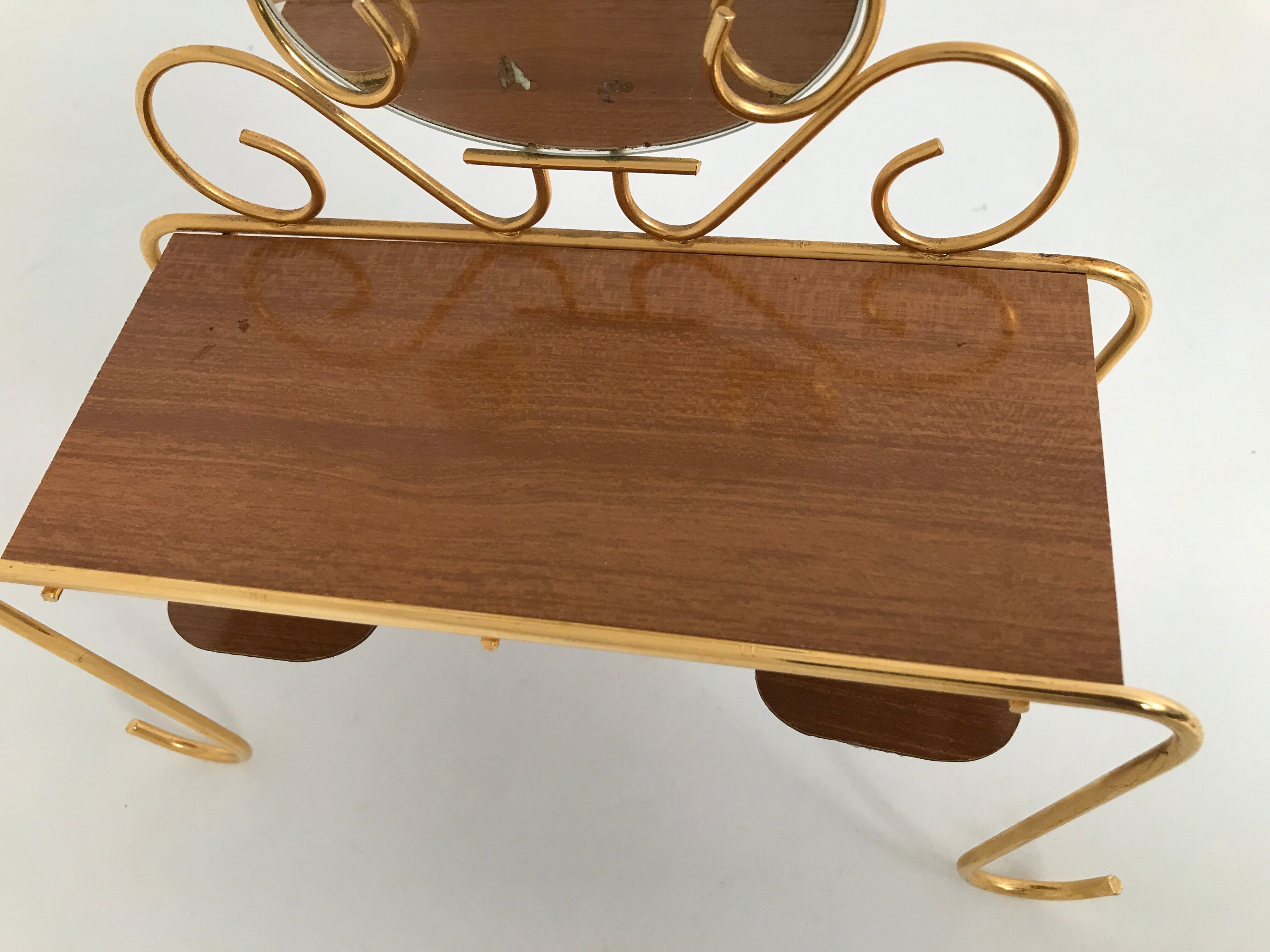 Petite coiffeuse poupée en bois et fer forgée vintage