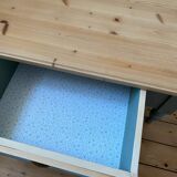 Square coffee table