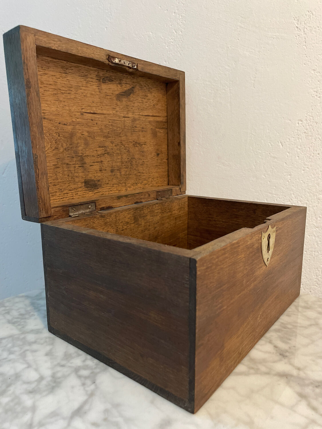Boite en bois ancienne