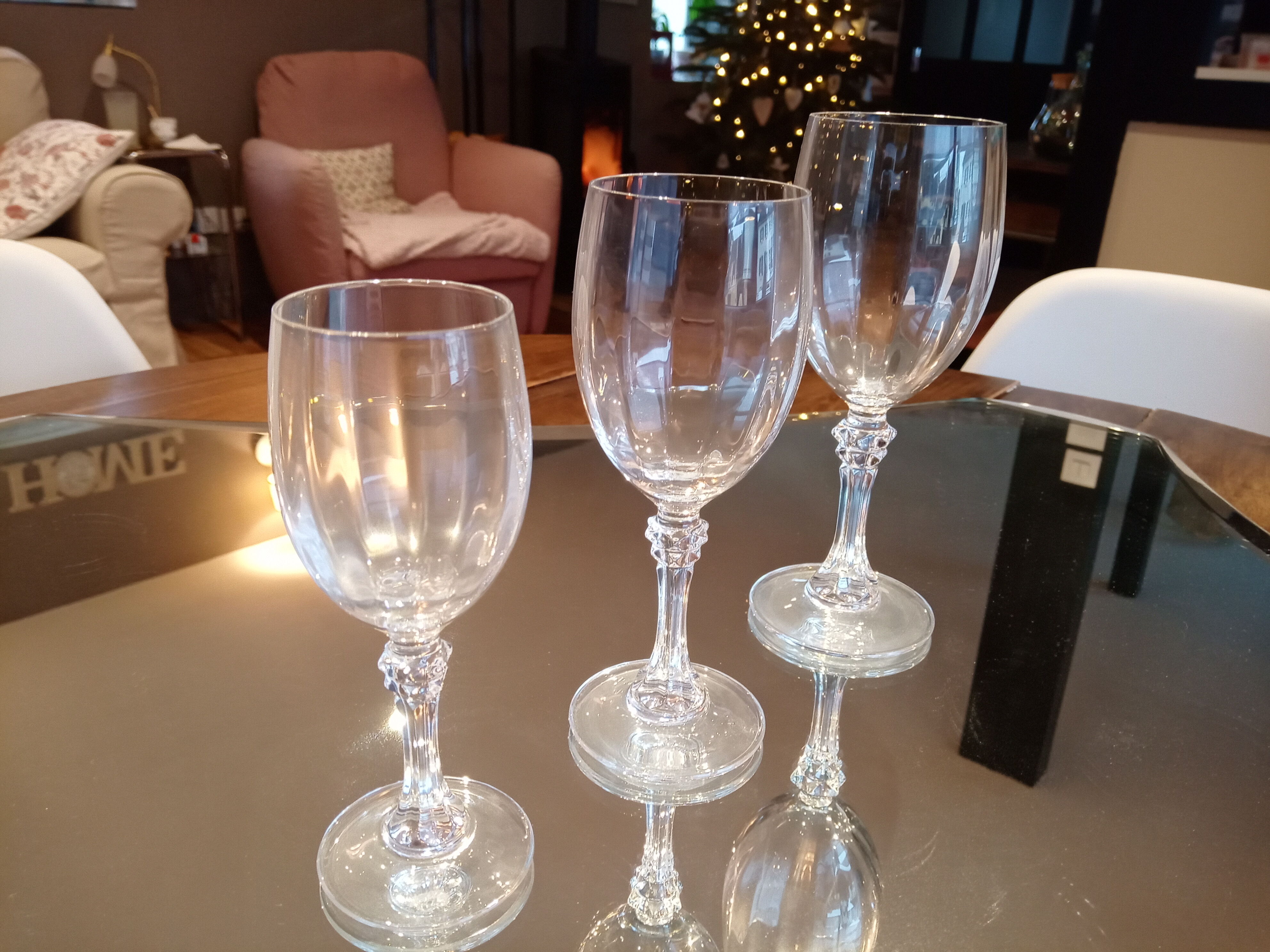 Set of 17 glasses in ancient crystal