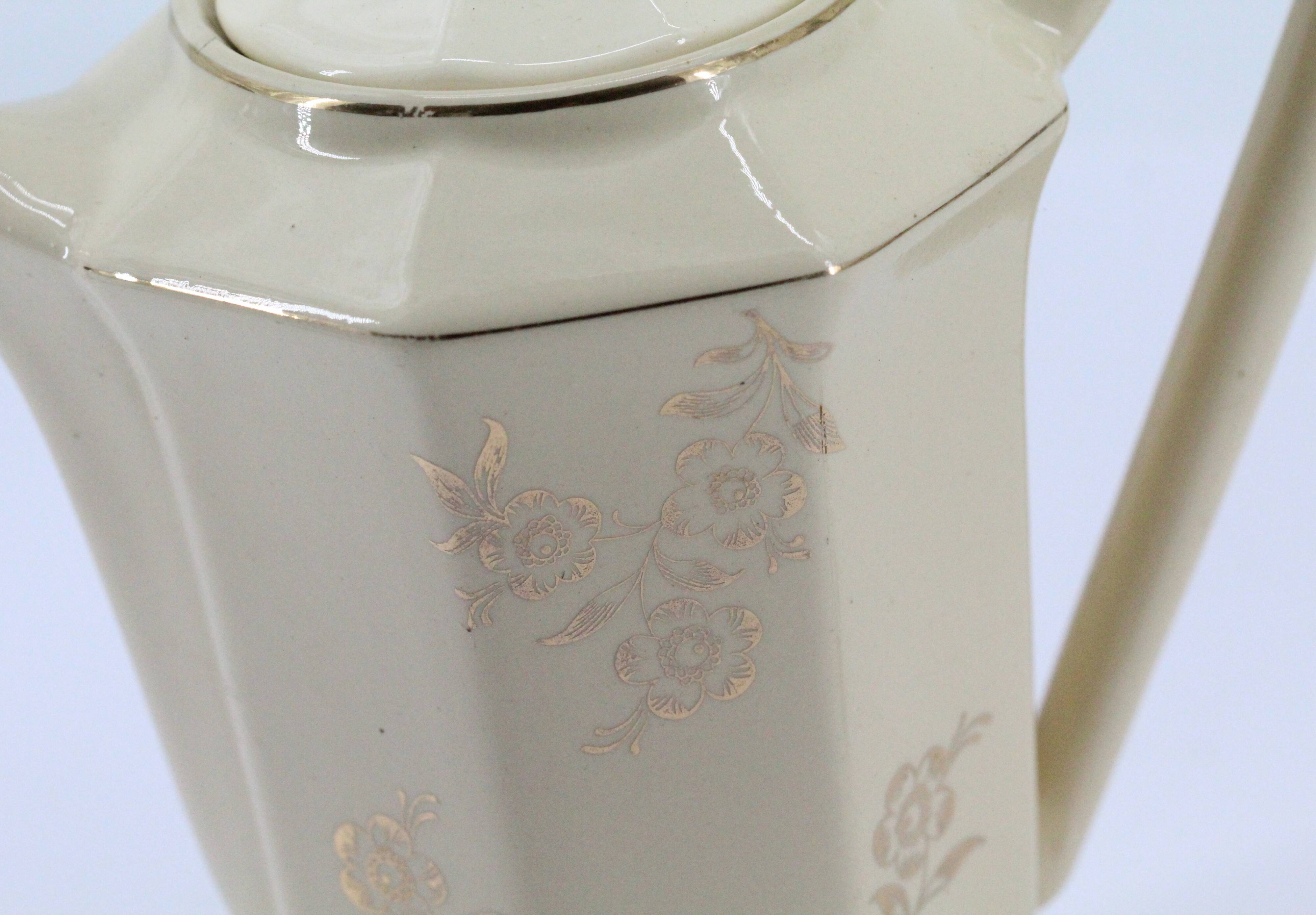 Old coffee maker Raphaël digoin