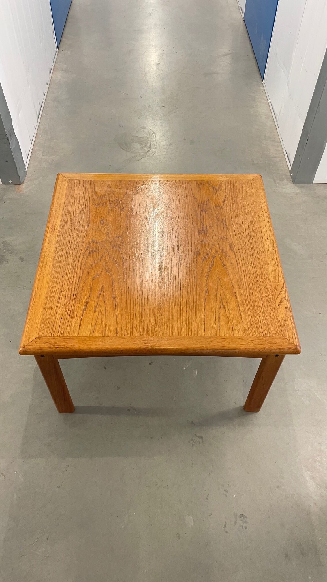 Table basse en teck des années 60