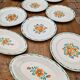 Lot de 7 assiettes plates plus de raviers