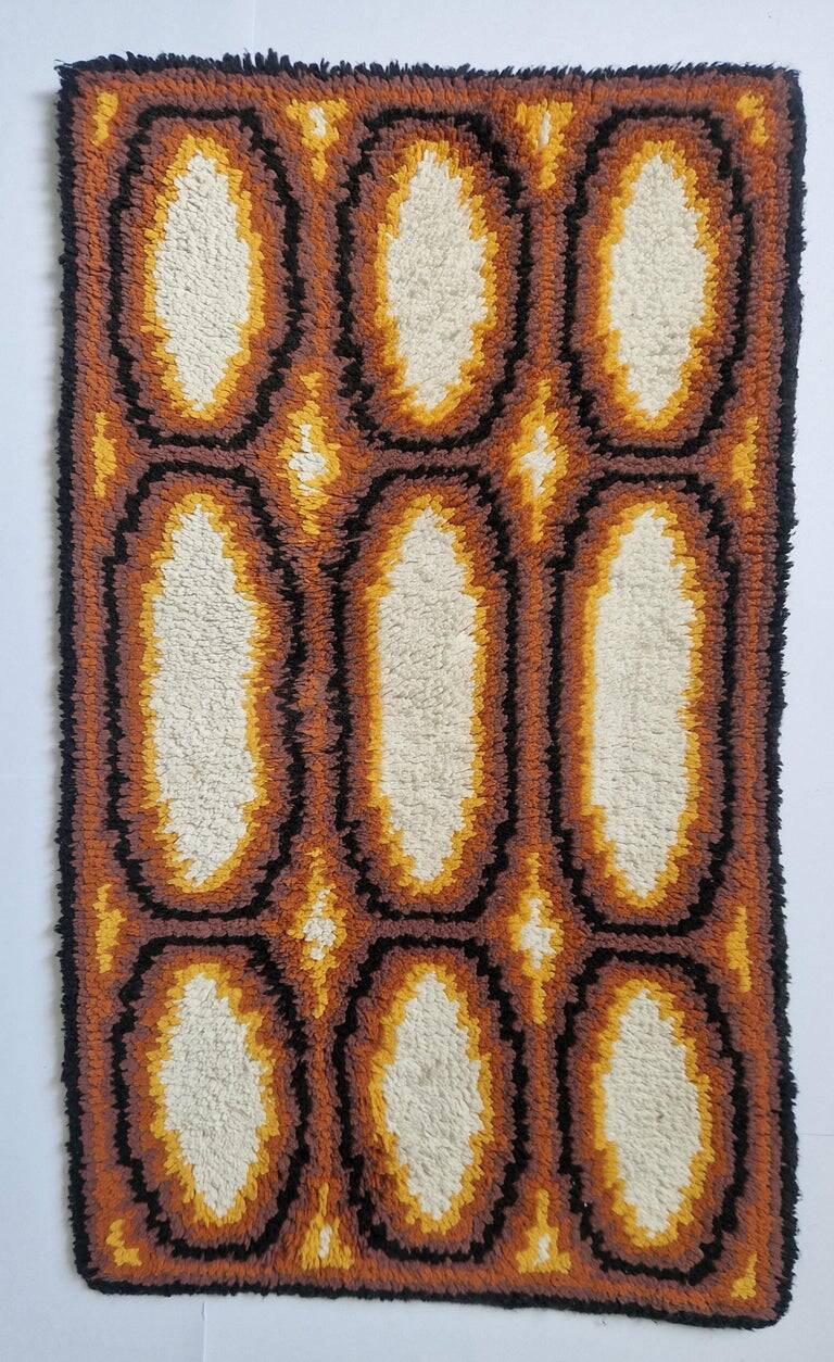 mall rug/carpet/wall tapestry from the mid-century Ege Rya, Denmark, 1970s