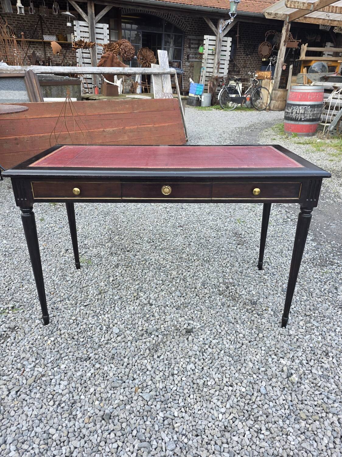 Louis XVI style mahogany desk from the 20th century.