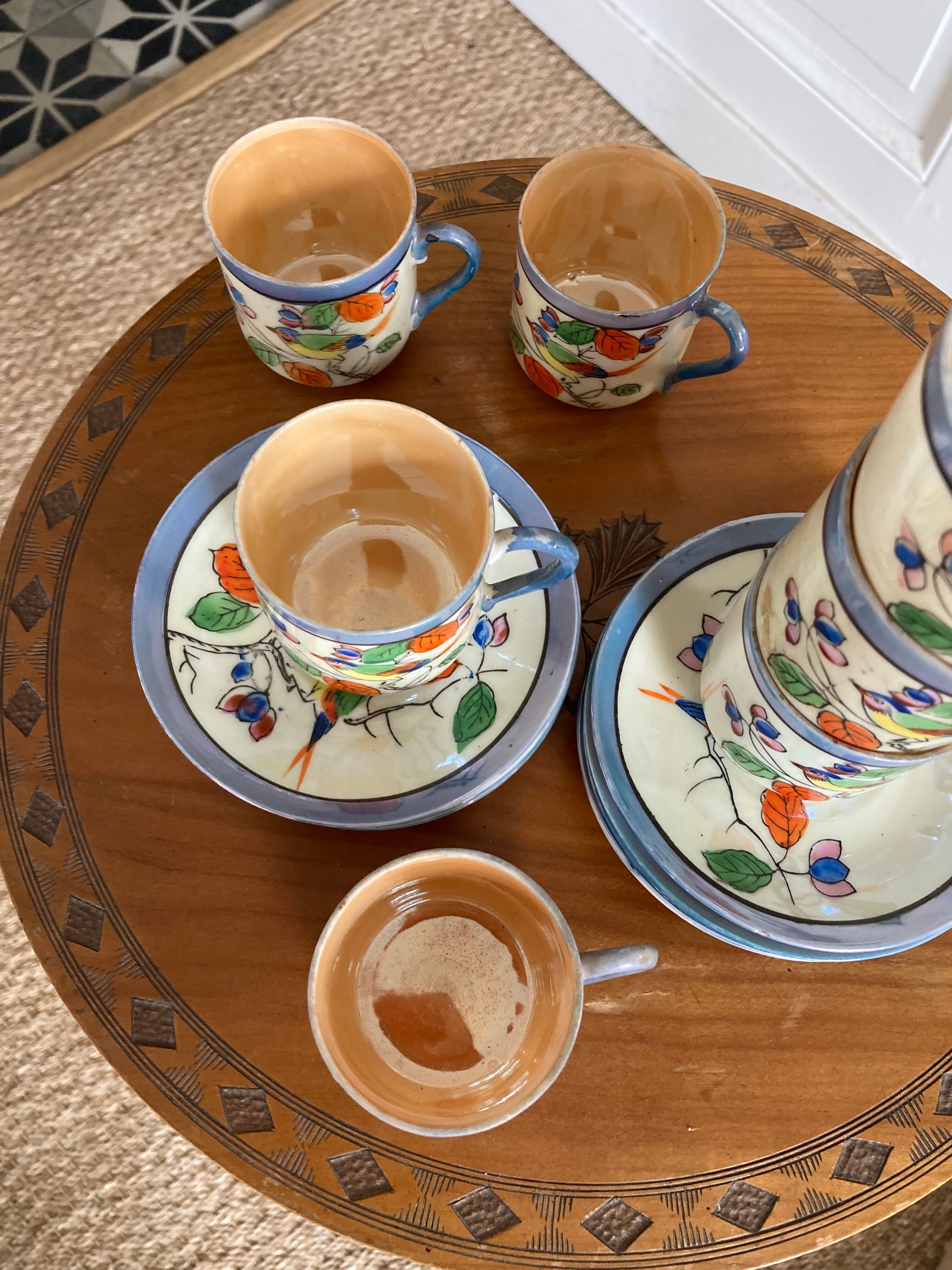 7 cups 1950 enamelled china saucers coffee or tea painted decoration birds