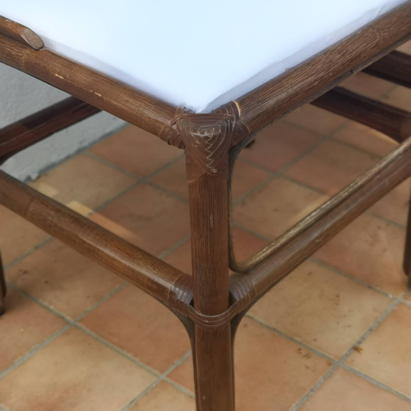 Paire de chaises en canne des Philippines