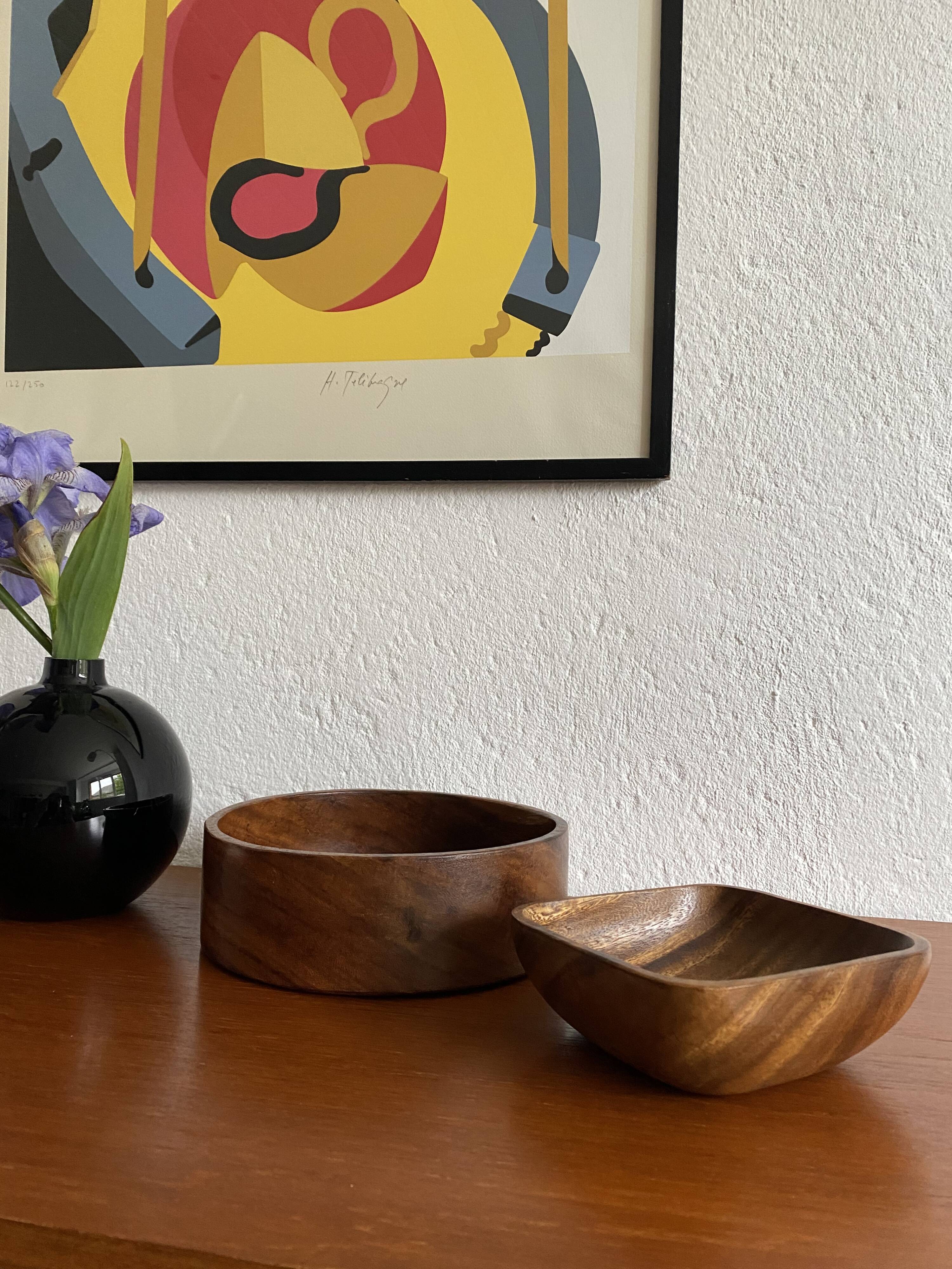 Set 2 Vintage Wooden Dishes