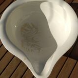 Cabin sink original liner, cracked faience