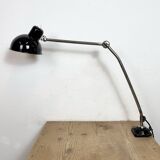 Lampe de bureau, d'atelier industriel en tôle émaillée noire, années 1950