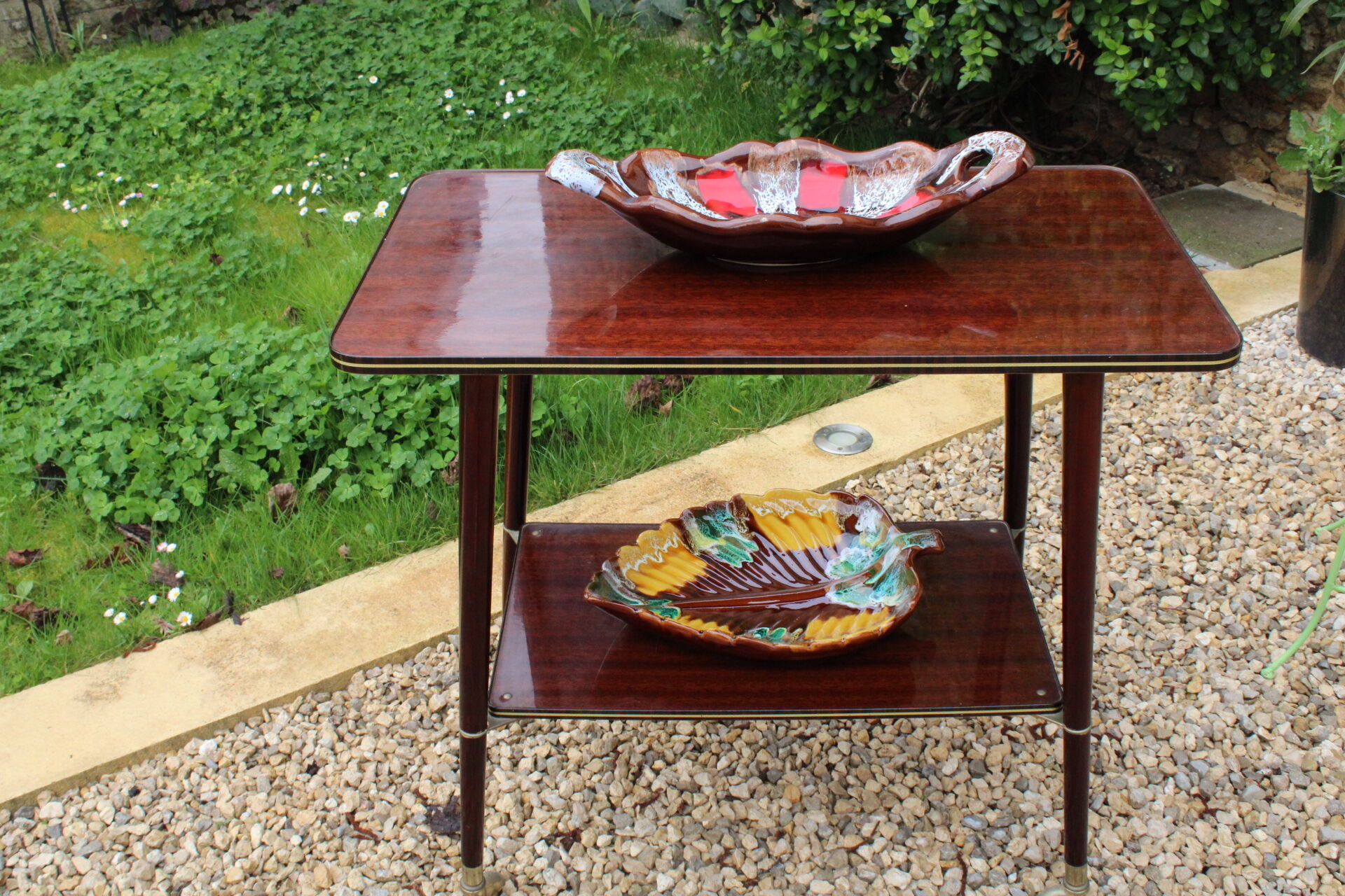 Vintage serving roller table