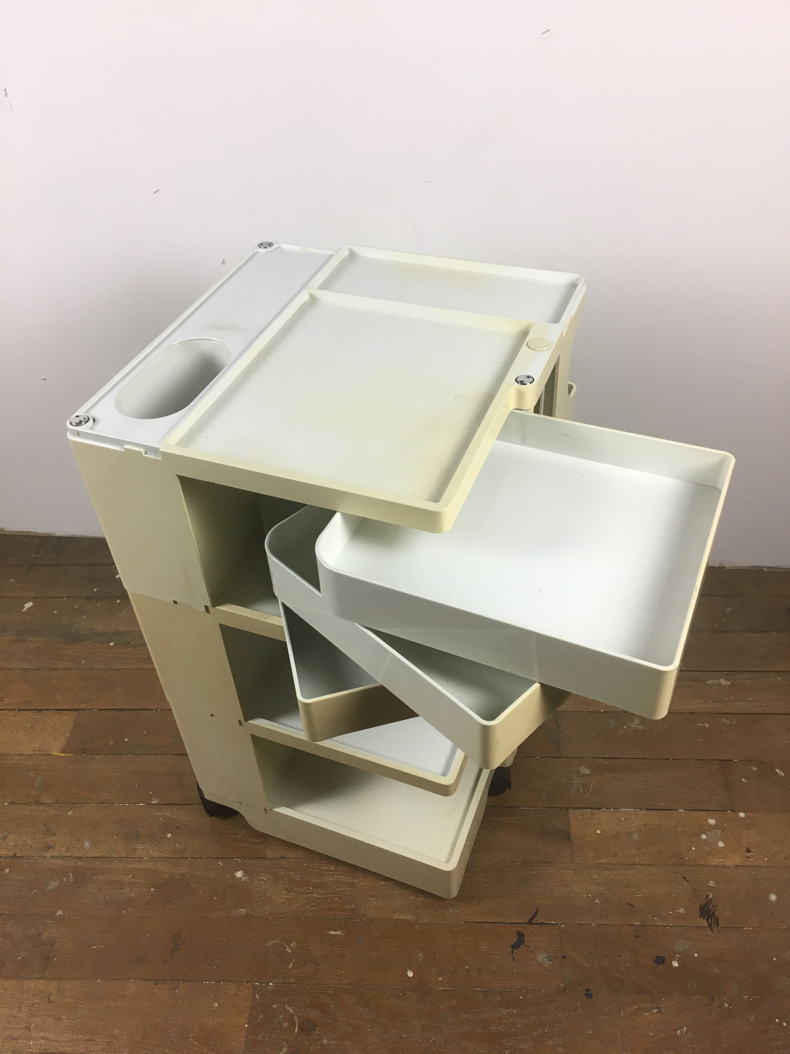 Serving trolley boby by Joe Colombo