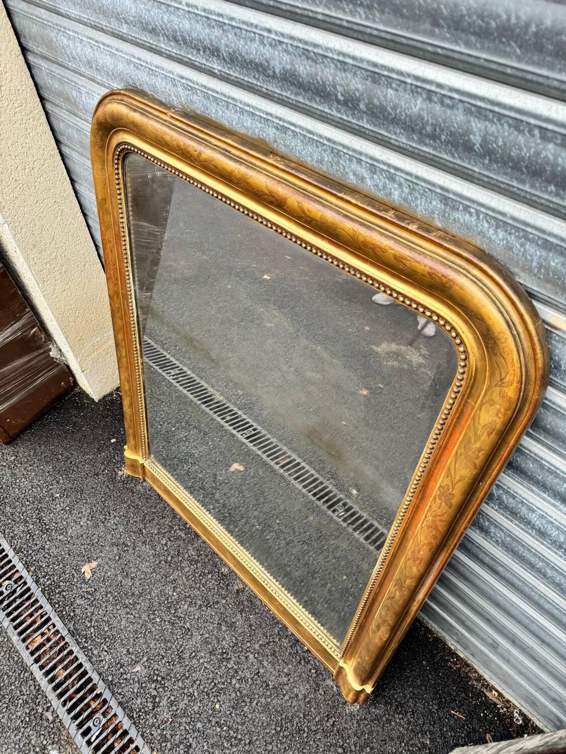 Large gold mirror Louis Philippe 19th century 121/105