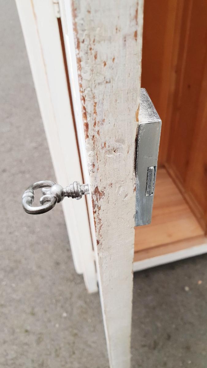 Vintage parisian wardrobe