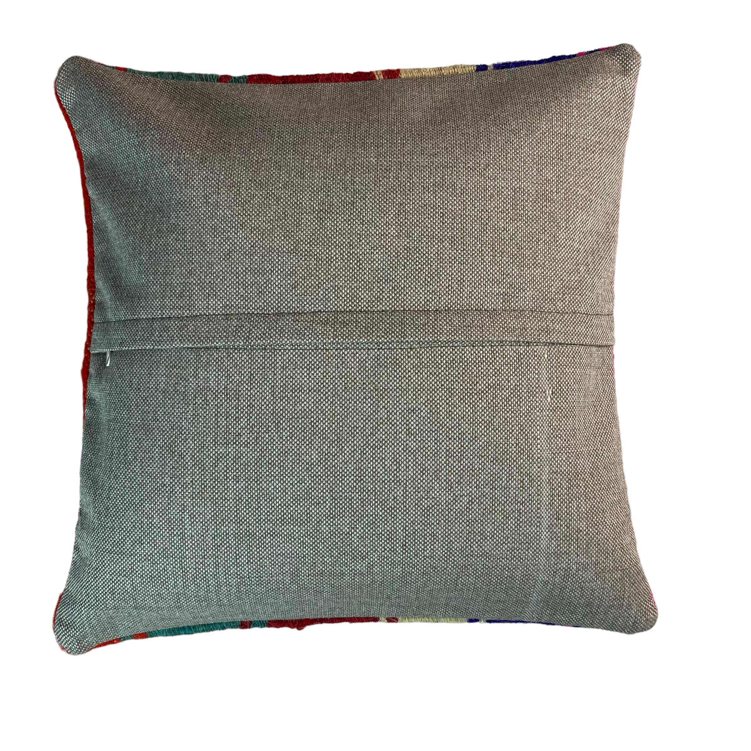 Vintage turkish kilim cushion cover , 40 x 40 cm