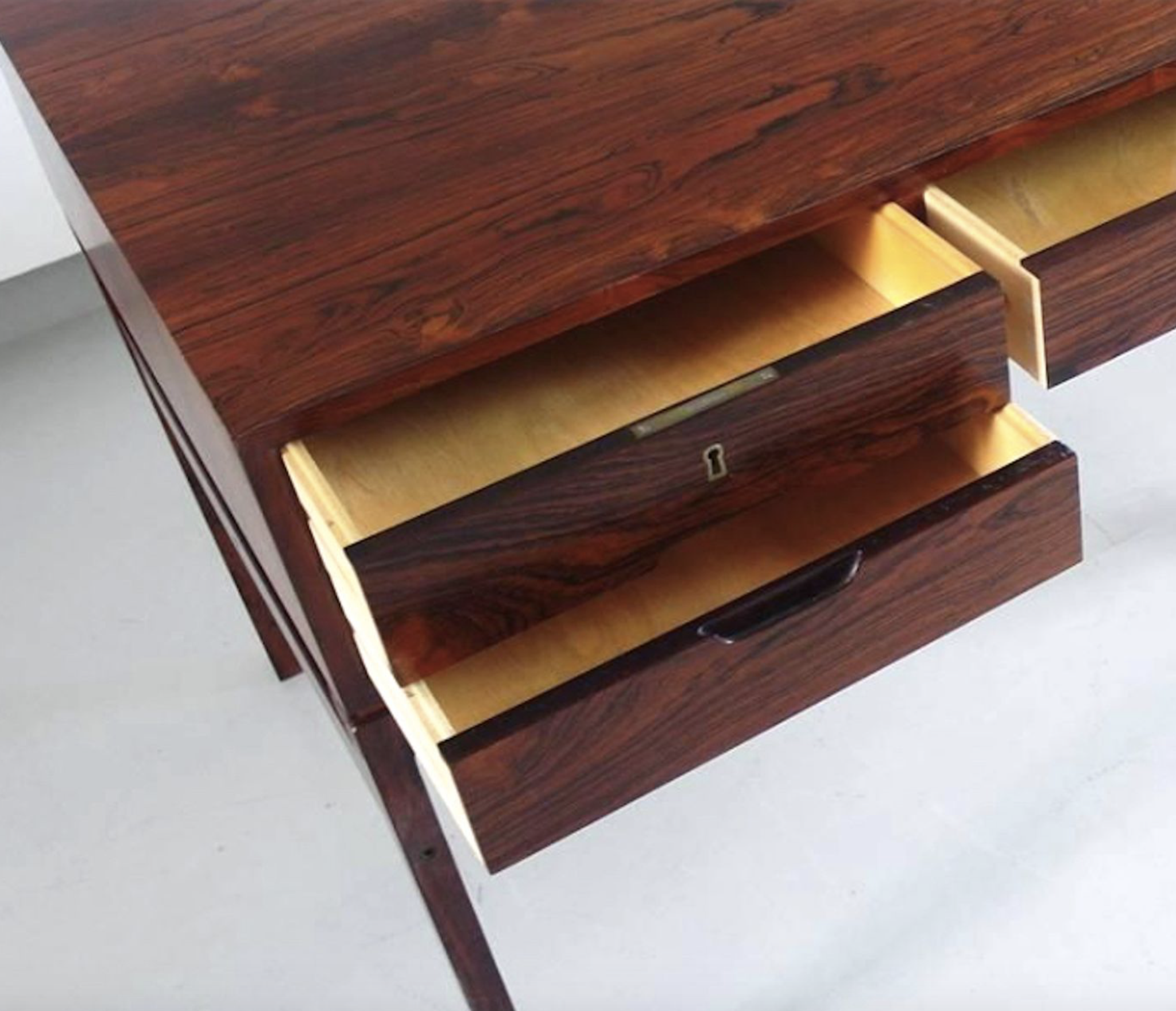 Mid-Century Danish Rio Model Jakaranda Rosewood Desk by Arne Wahl Iversen for Vinde, 1960s