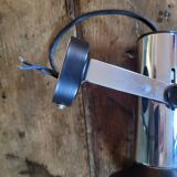 Spot mural orientable en métal chromé et aluminium noir