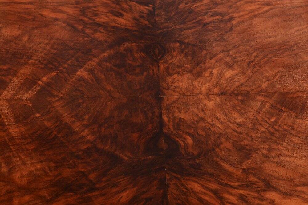 Biedermeier Coffee Table in Walnut, Austria, 1830s