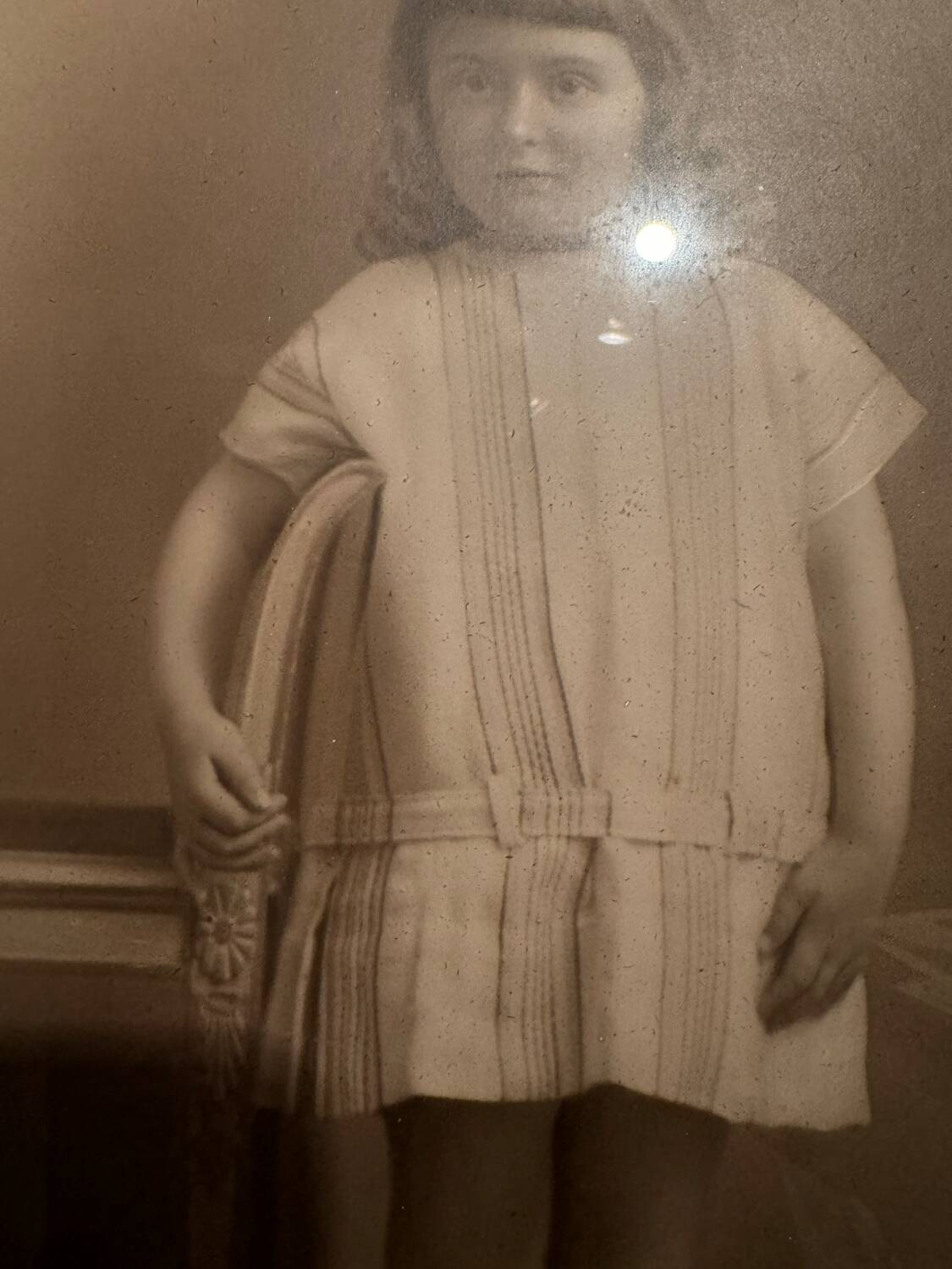 Old photograph, young girl with ribbon, 19th century