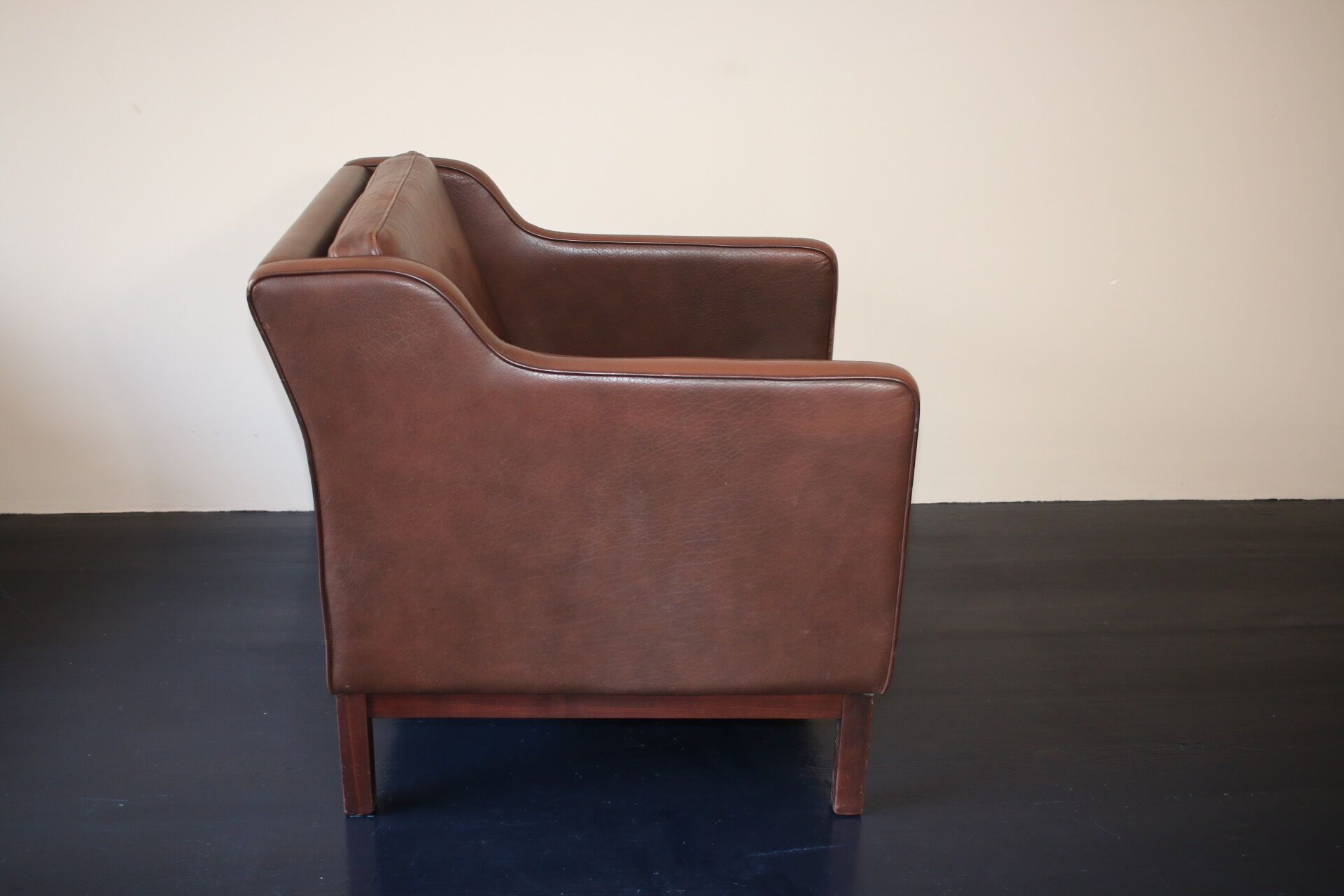 Armchair in natural leather, Denmark, 1960s