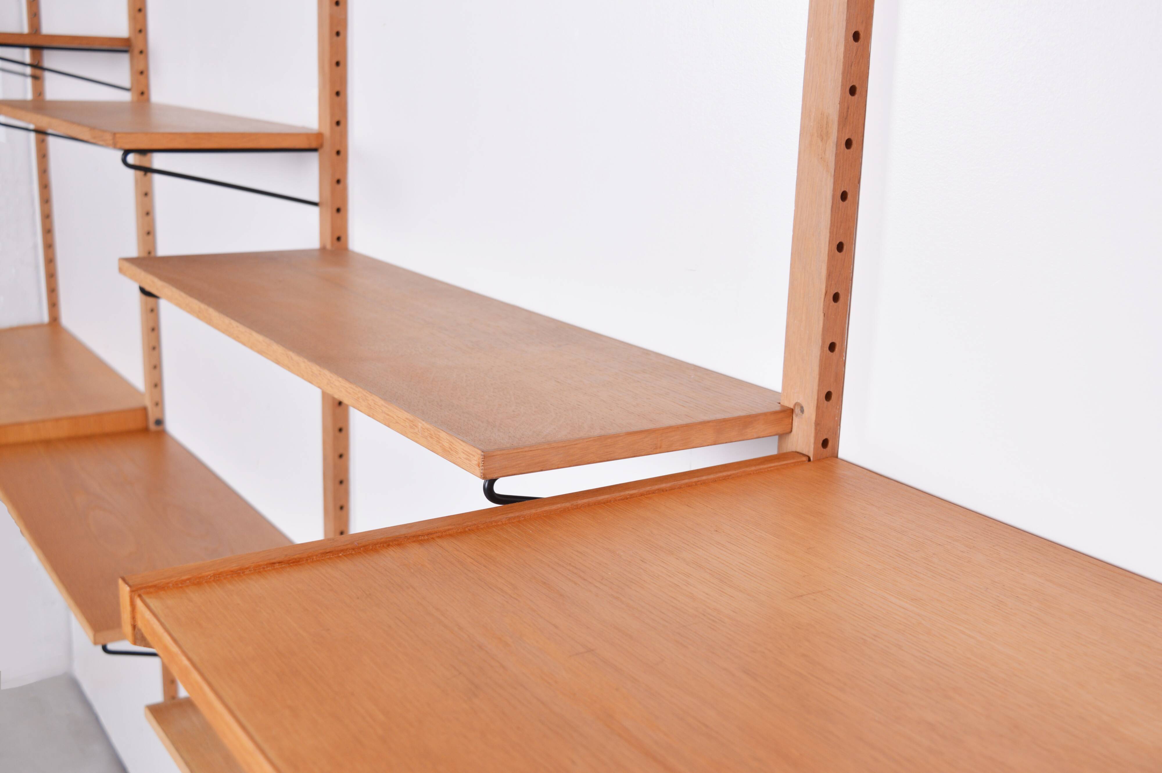 Scandinavian oak hanging bookcase - 1970