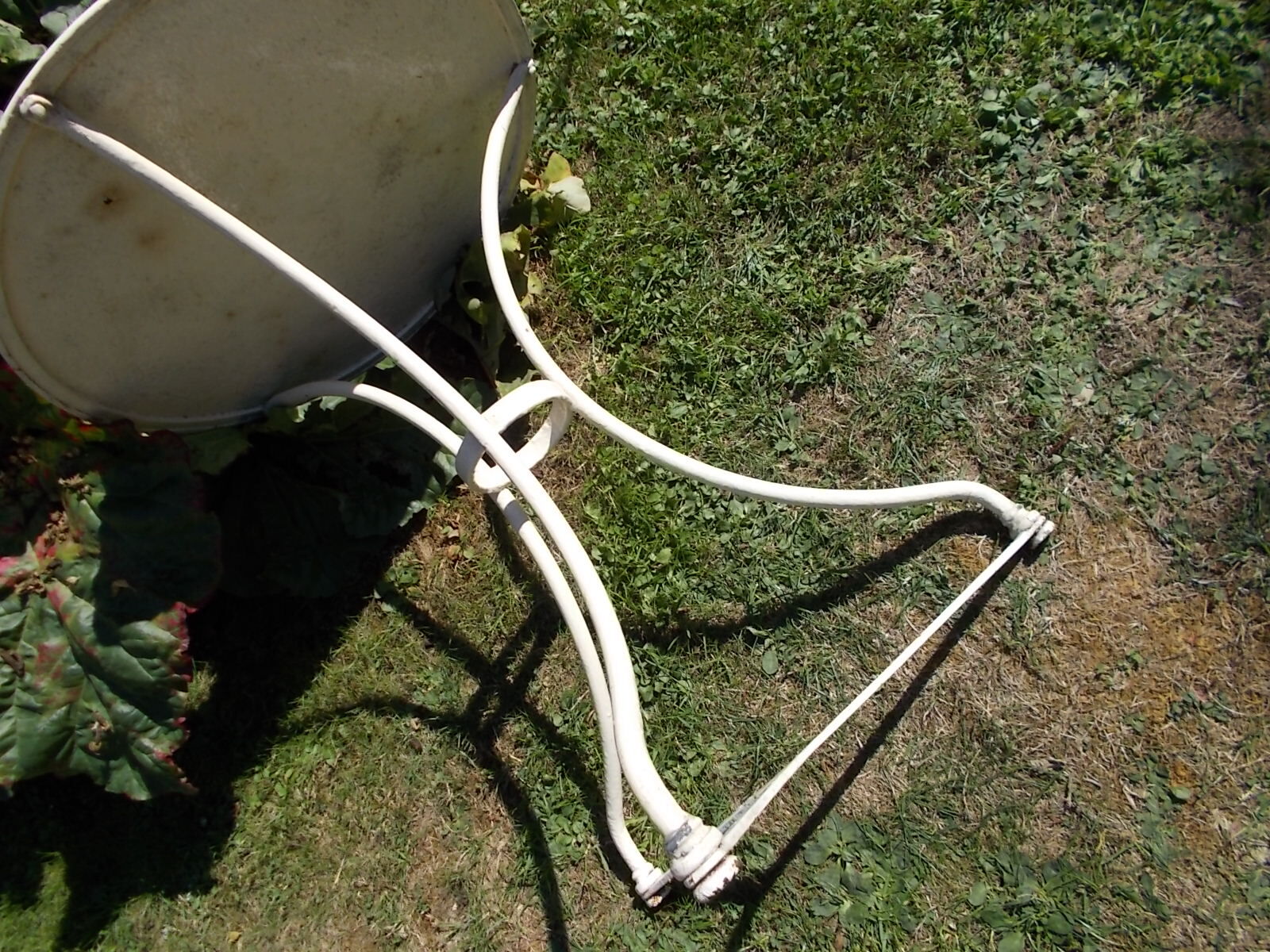 White wrought iron table