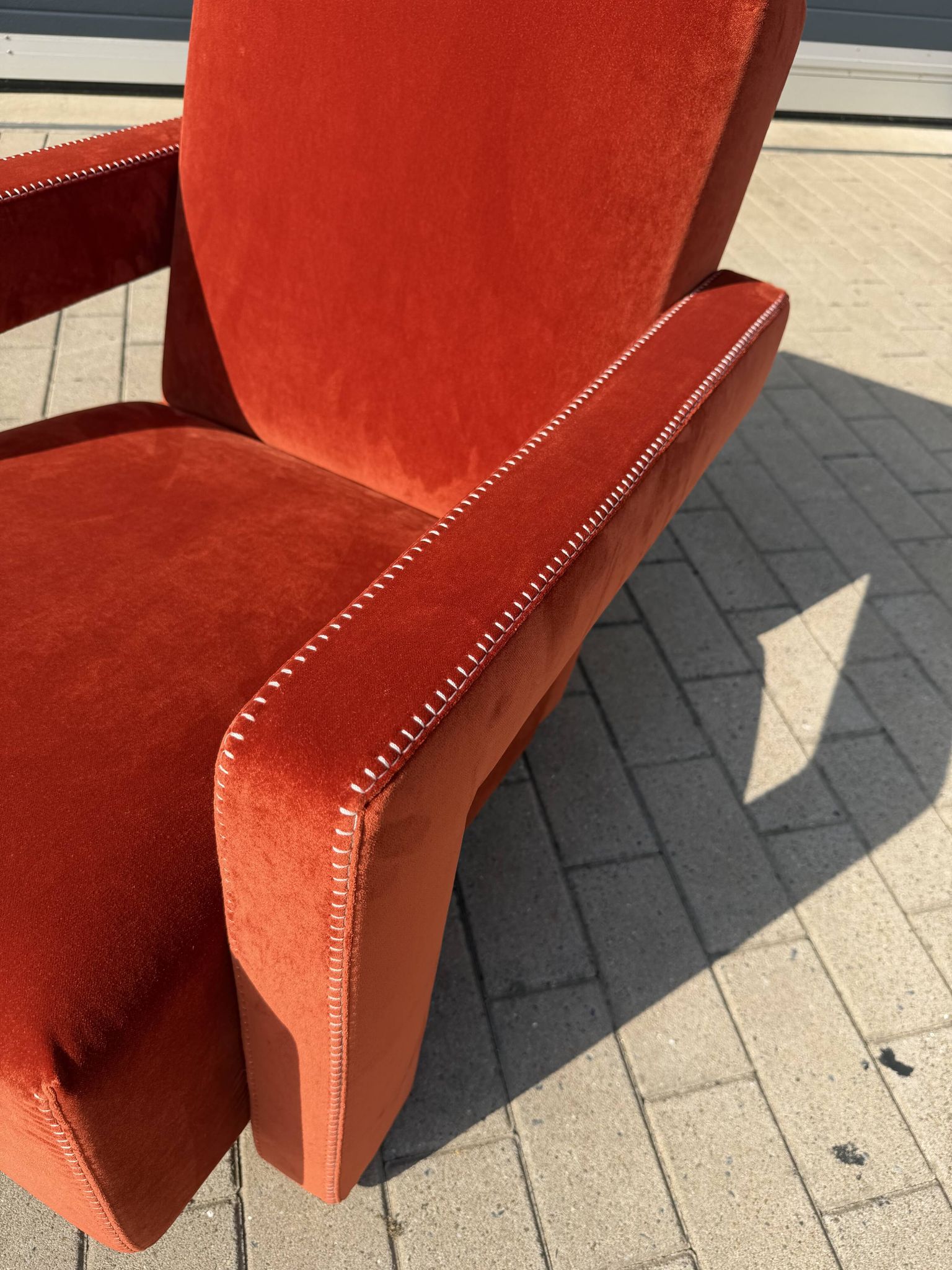 1x Cassina Utrecht chair Terracotta velvet in as new condition!!