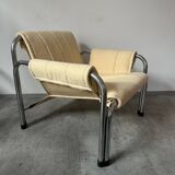 Fauteuil années 80 avec revêtement en bouclé jaune