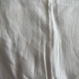 Drap en lin brodé