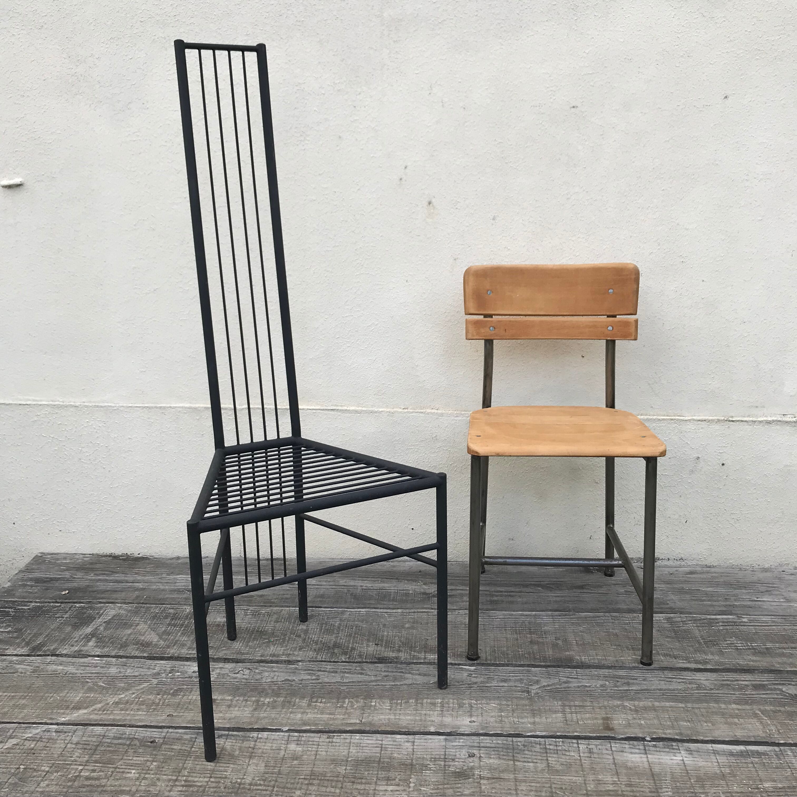 Chair with high back in vintage metal 1980