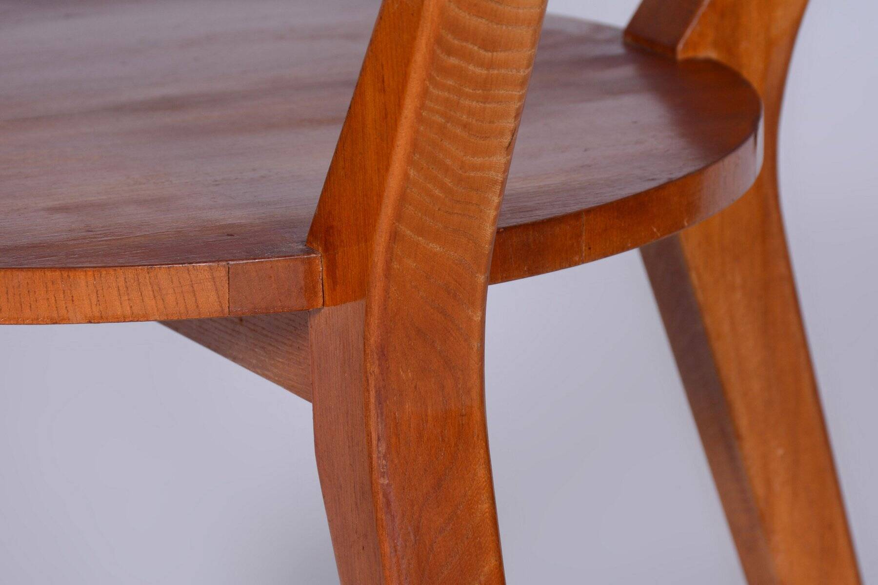 Table basse du milieu du siècle en chêne et verre, tchèque, années 1950.