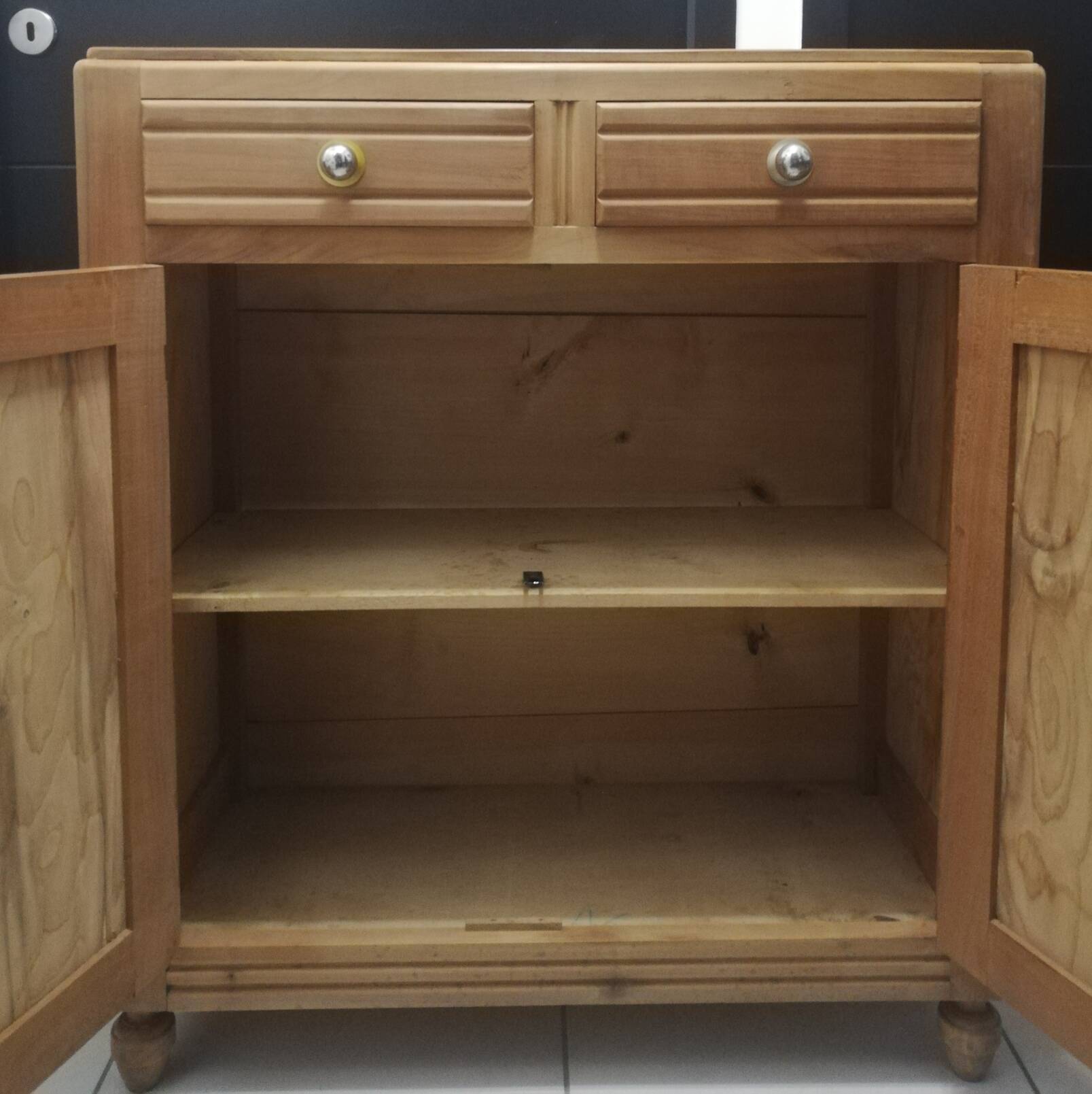 Low sideboard in natural oak
