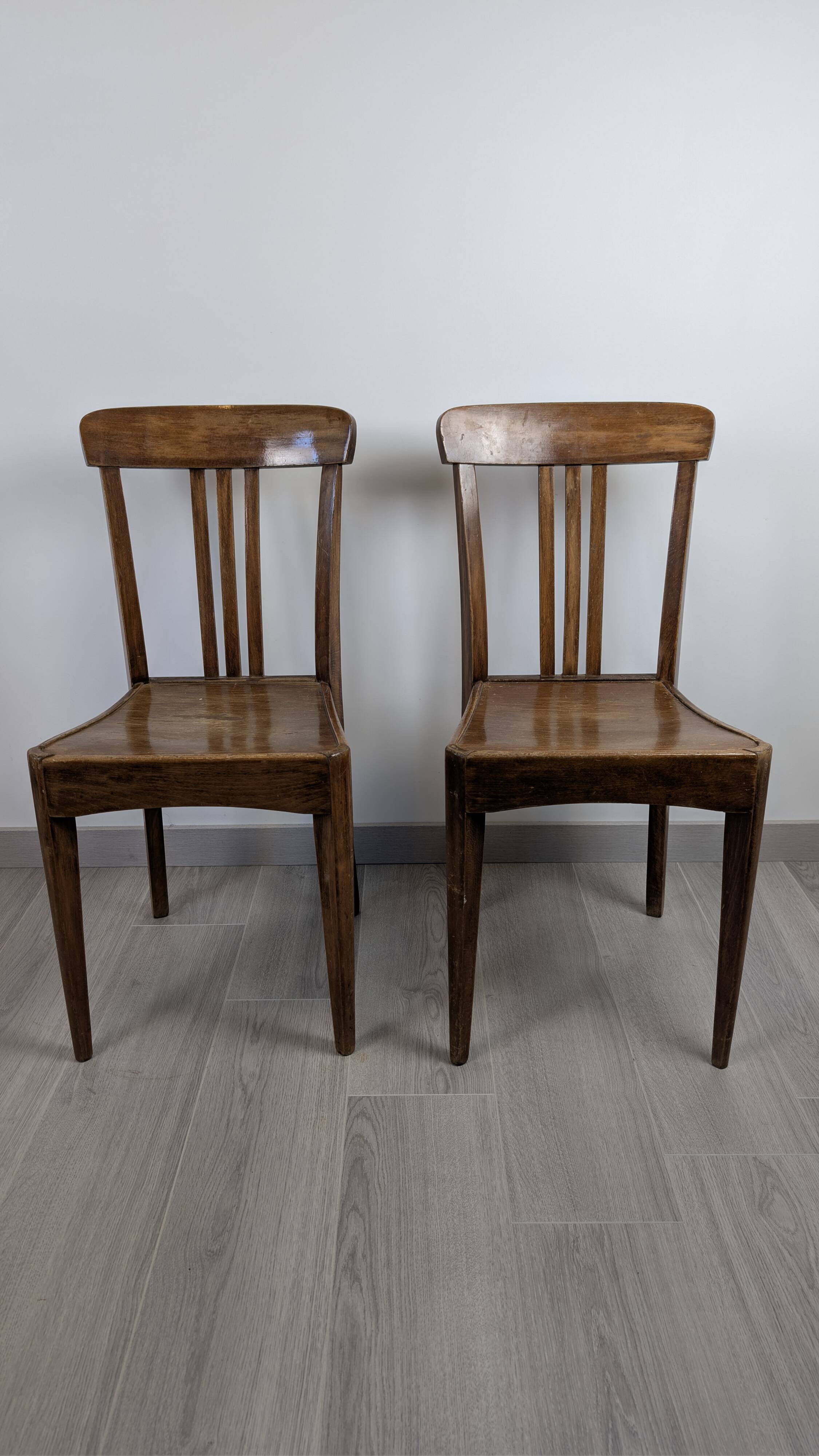 Stella bistro chairs – Vintage pair in wood, retro charm