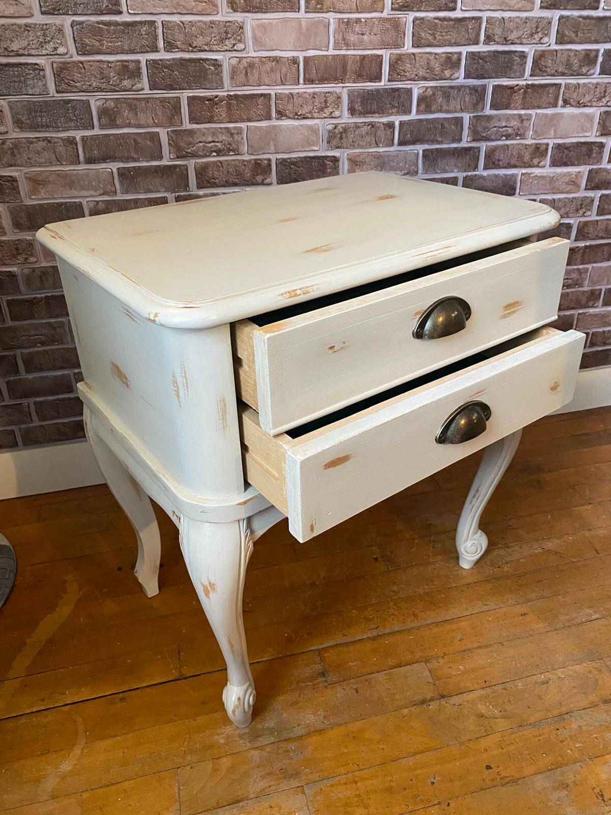 Bedside table, small chest of drawers