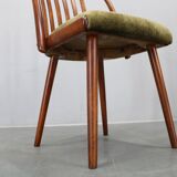 Ensemble de quatre chaises de salle à manger Šuman en hêtre, style milieu du siècle, datant des années 1960, avec revêtement restauré.