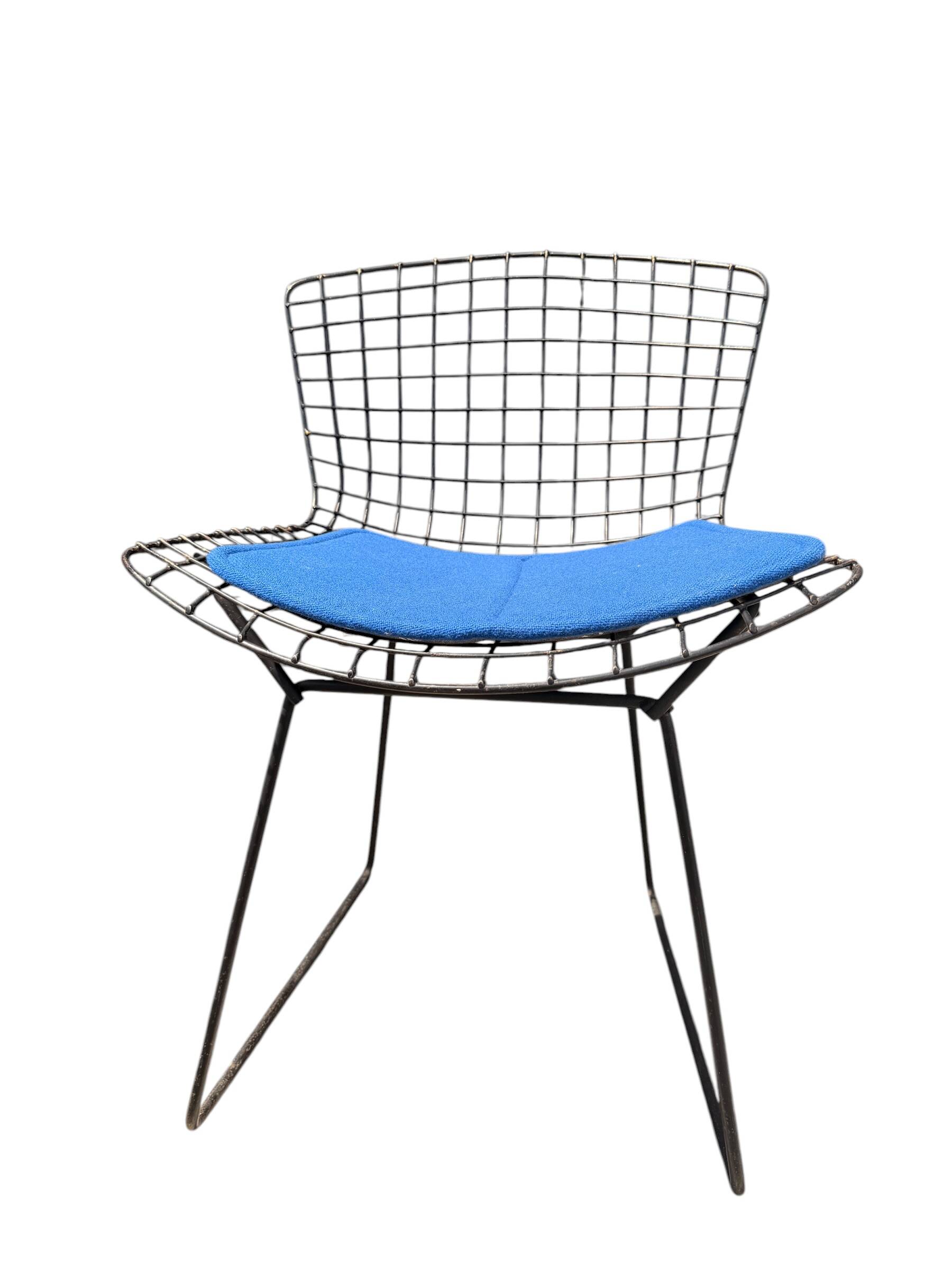 Pair of Harry Bertoia Chairs for Knoll (Vintage Design, Steel)