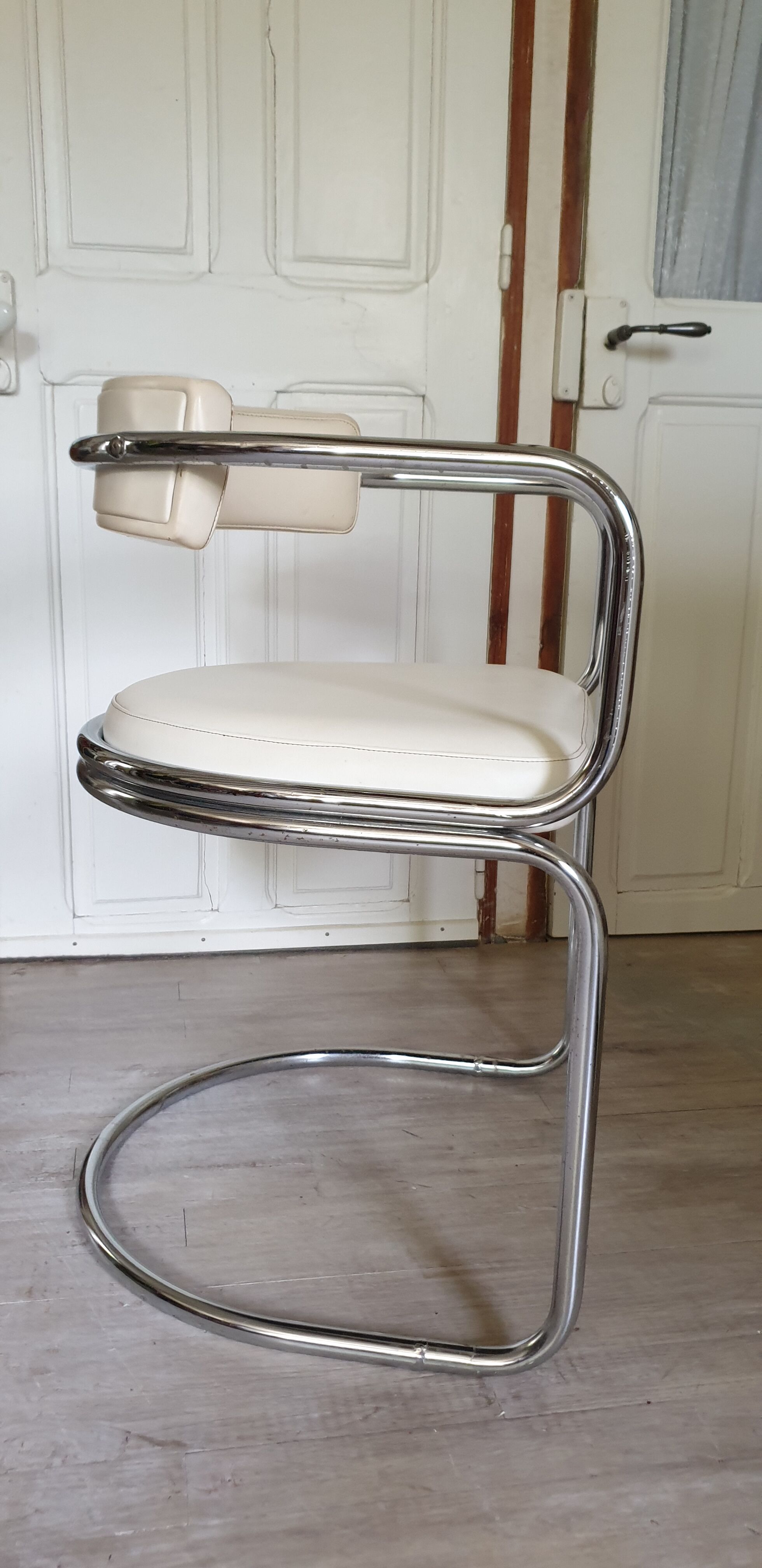 White 70s chair