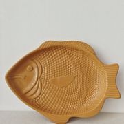 Vintage plate in majolica fish