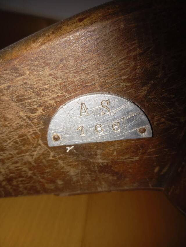 Workshop chair "Der Federdreh"