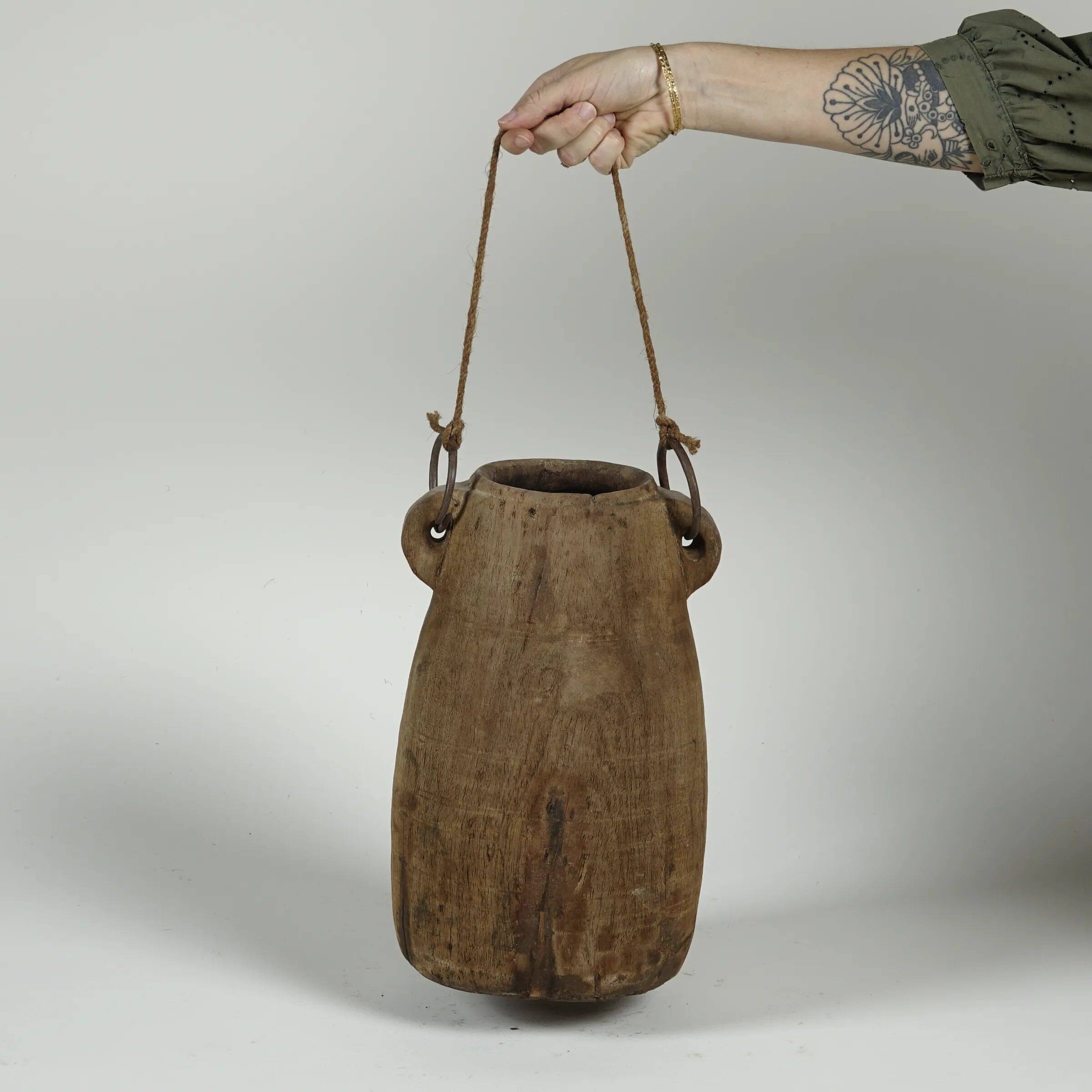Gala - Wooden pot no. 26