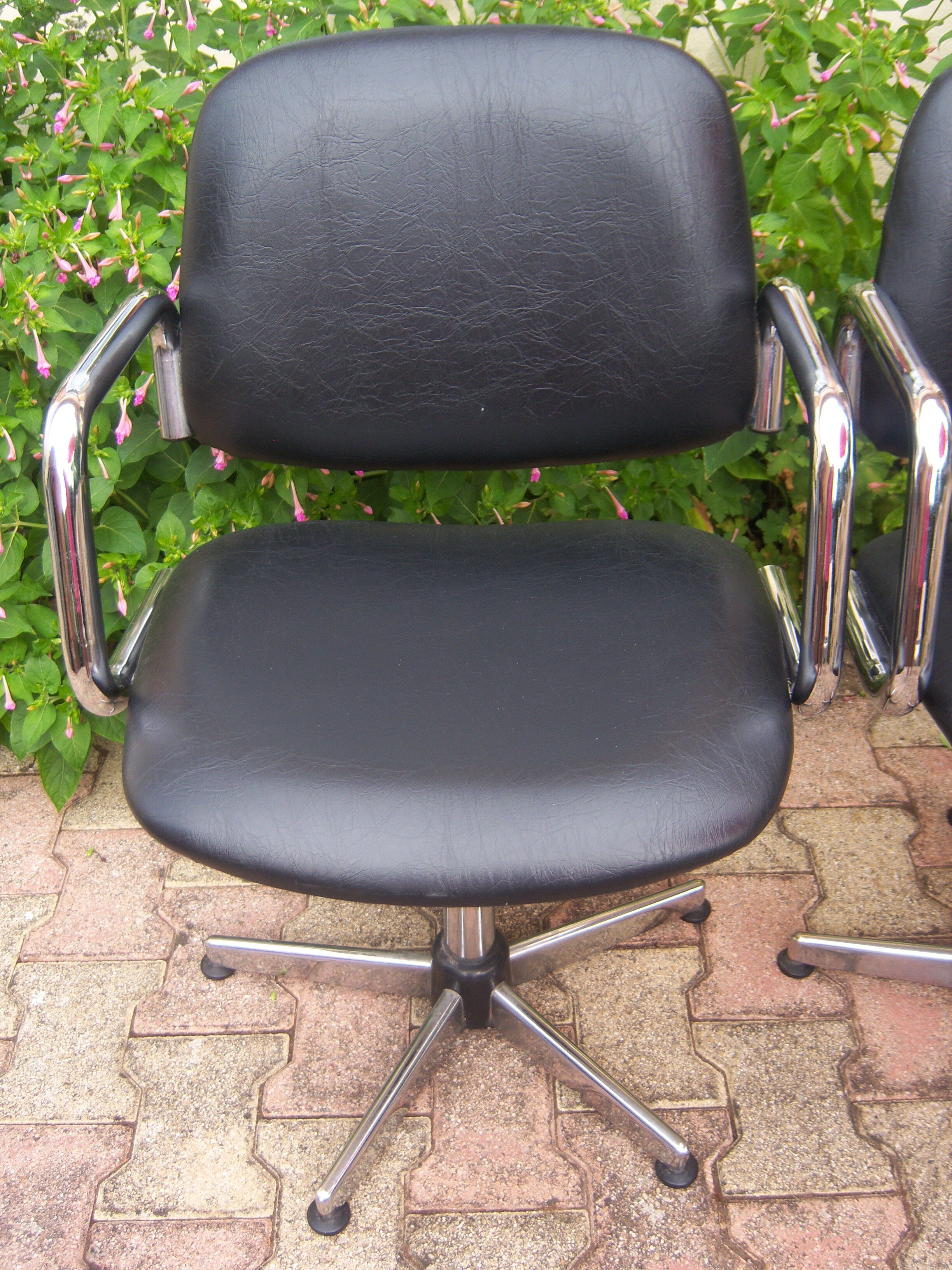 Pair of Swivel office chairs