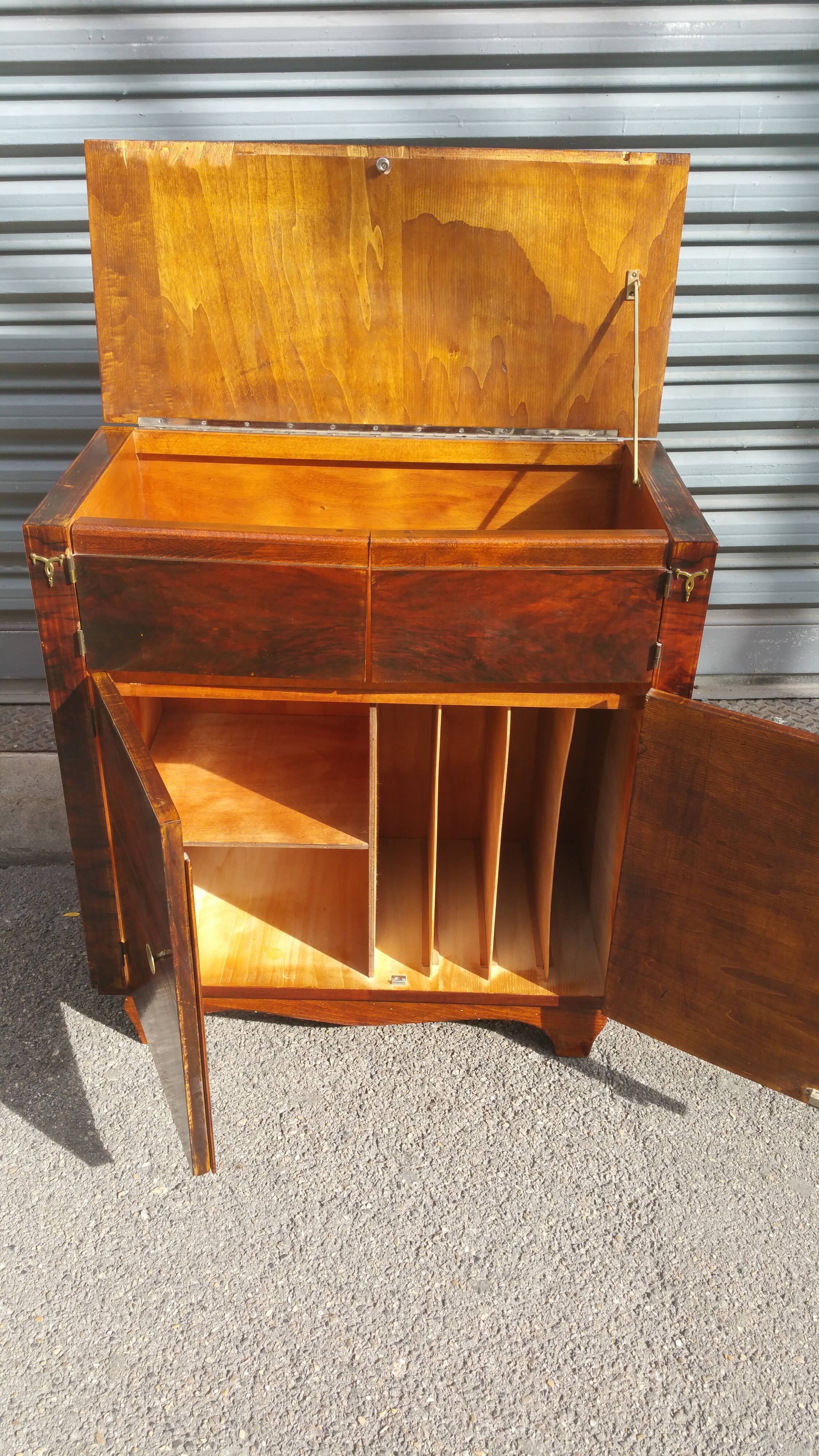 Furniture ranges vinyl art deco