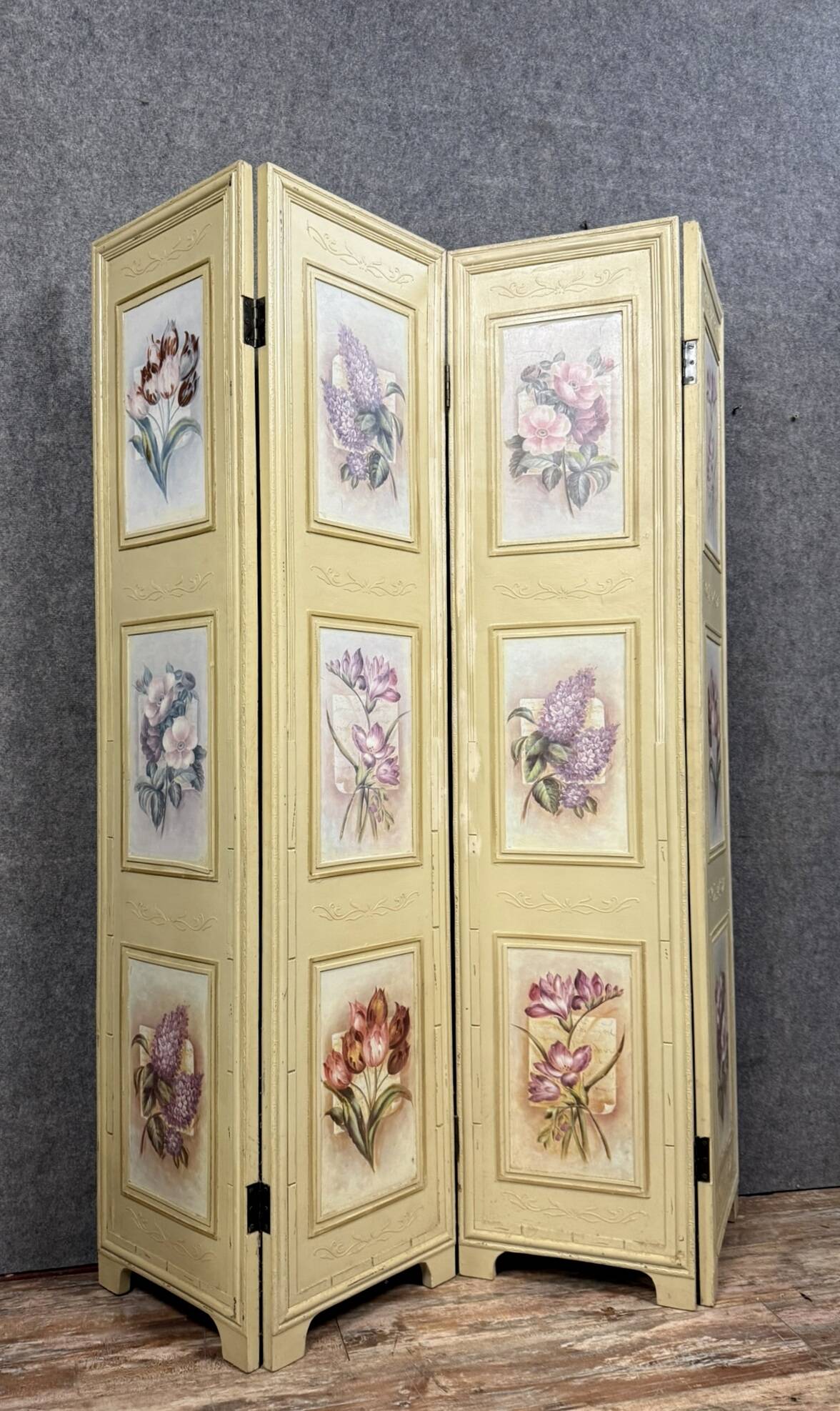 Large 4-panel Living Room Bedroom Privacy Screen circa 1940