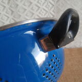 Passoire émaillée bleue vintage
